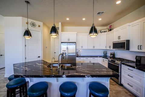 Tiny photo for 186 MEGOZZO DR, Saint George, UT 84770 (MLS # 26-271394)