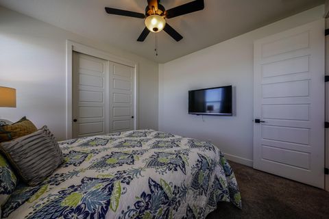 Tiny photo for 186 MEGOZZO DR, Saint George, UT 84770 (MLS # 26-271394)