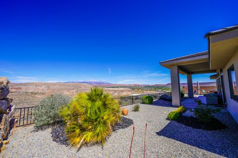 Tiny photo for 186 MEGOZZO DR, Saint George, UT 84770 (MLS # 26-271394)