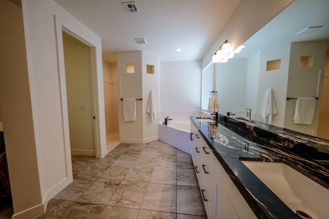 Tiny photo for 186 MEGOZZO DR, Saint George, UT 84770 (MLS # 26-271394)