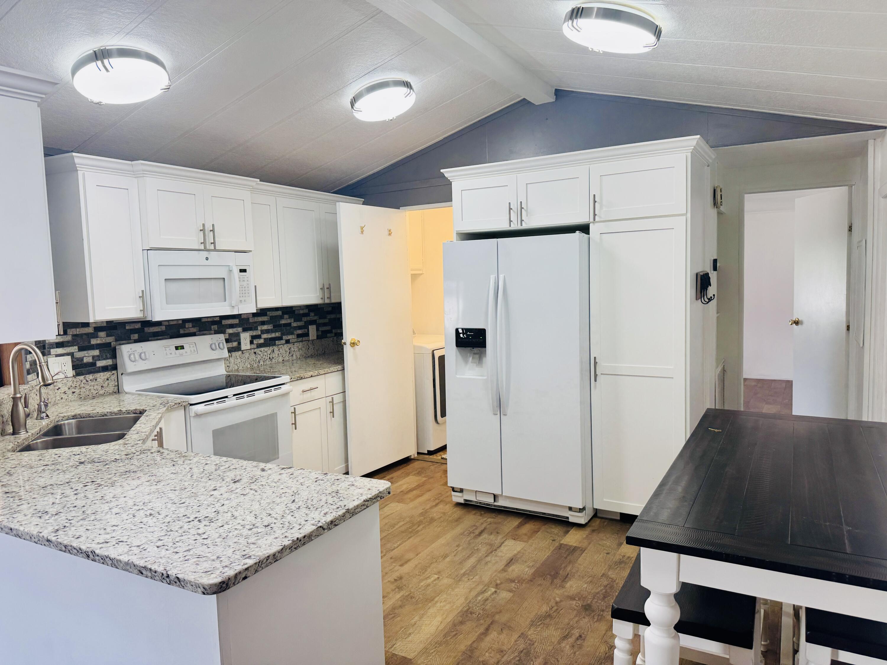 ST GEORGE TOWNSITE - Residential