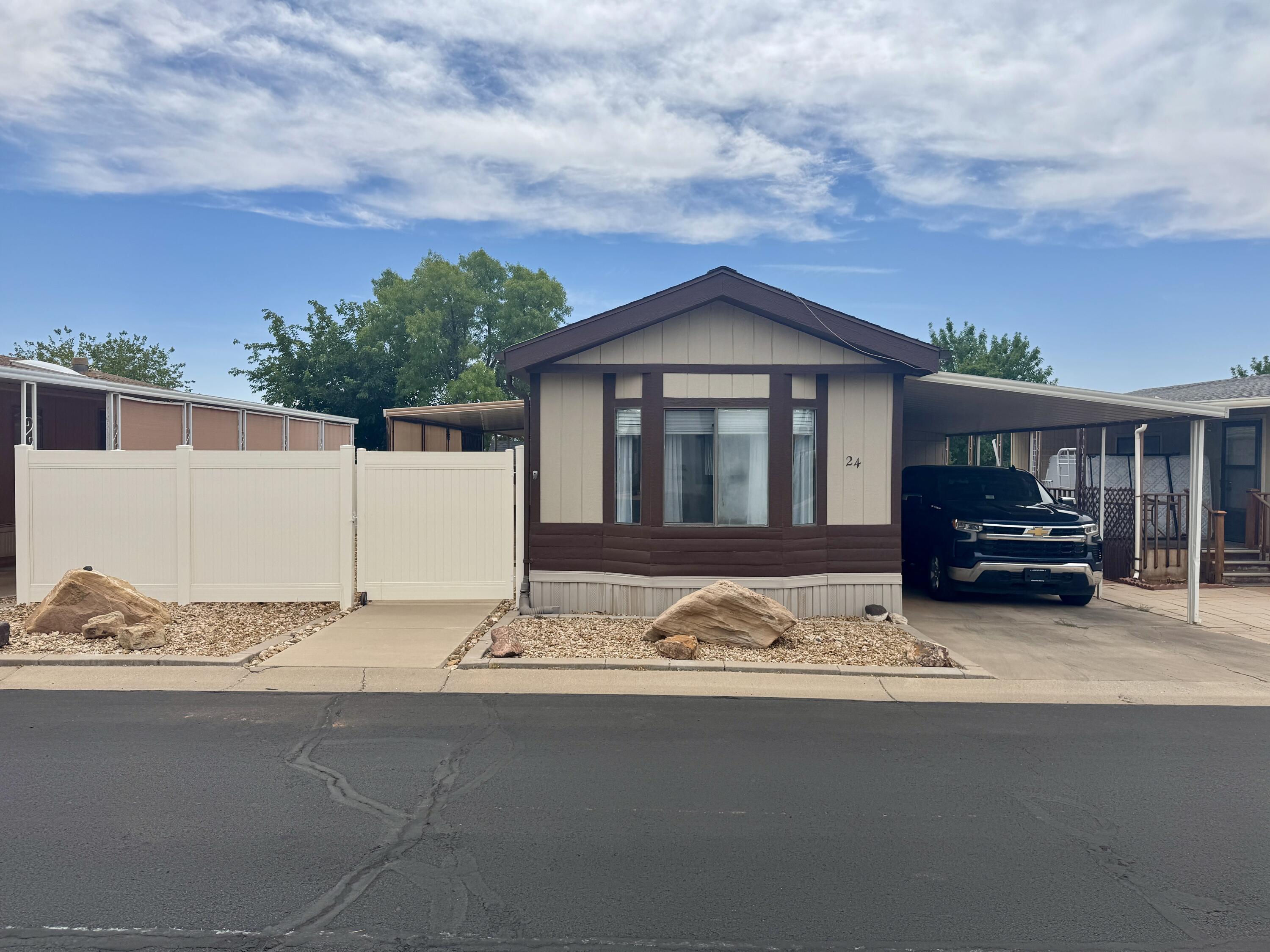 ST GEORGE TOWNSITE - Residential