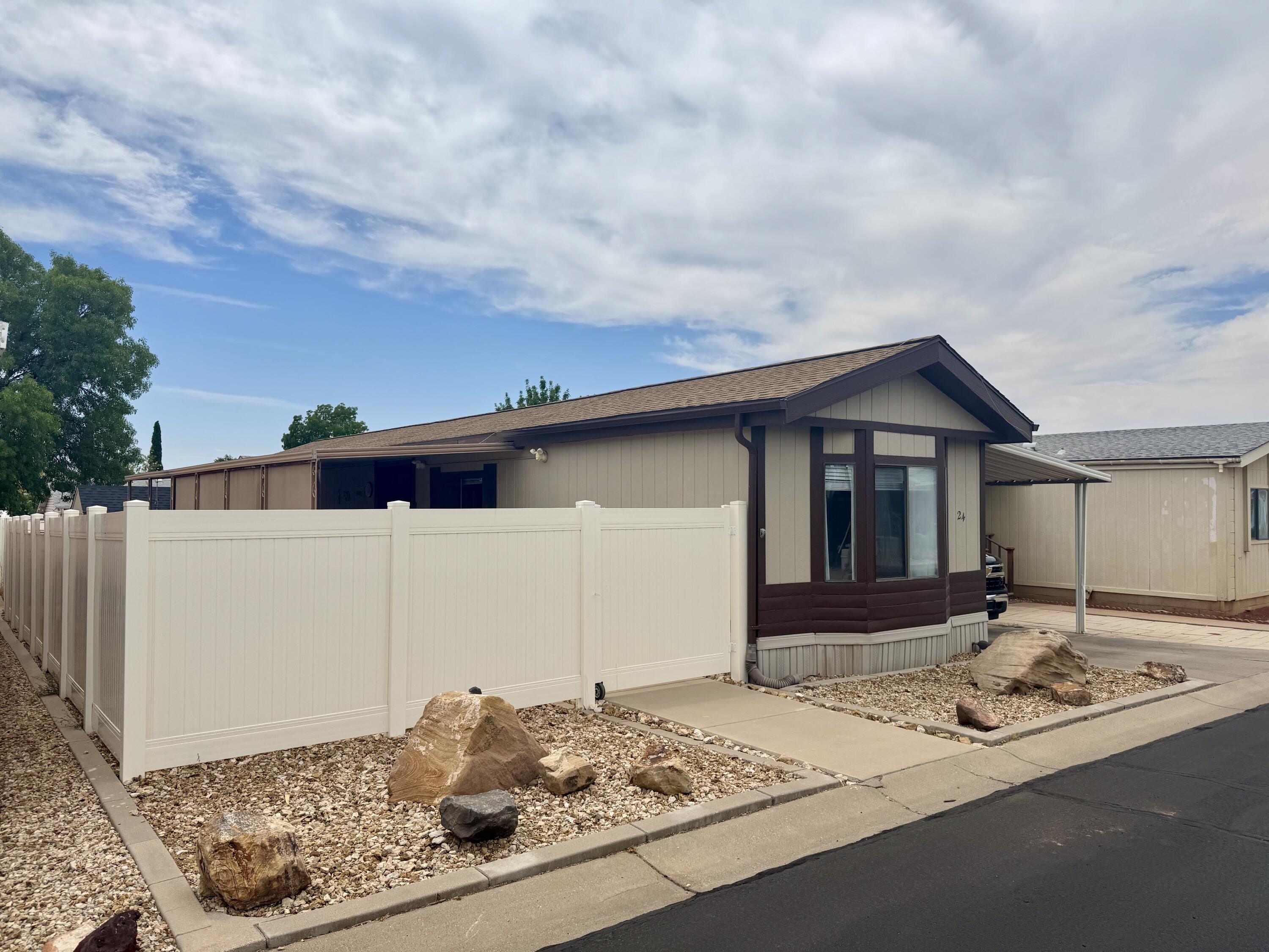 ST GEORGE TOWNSITE - Residential