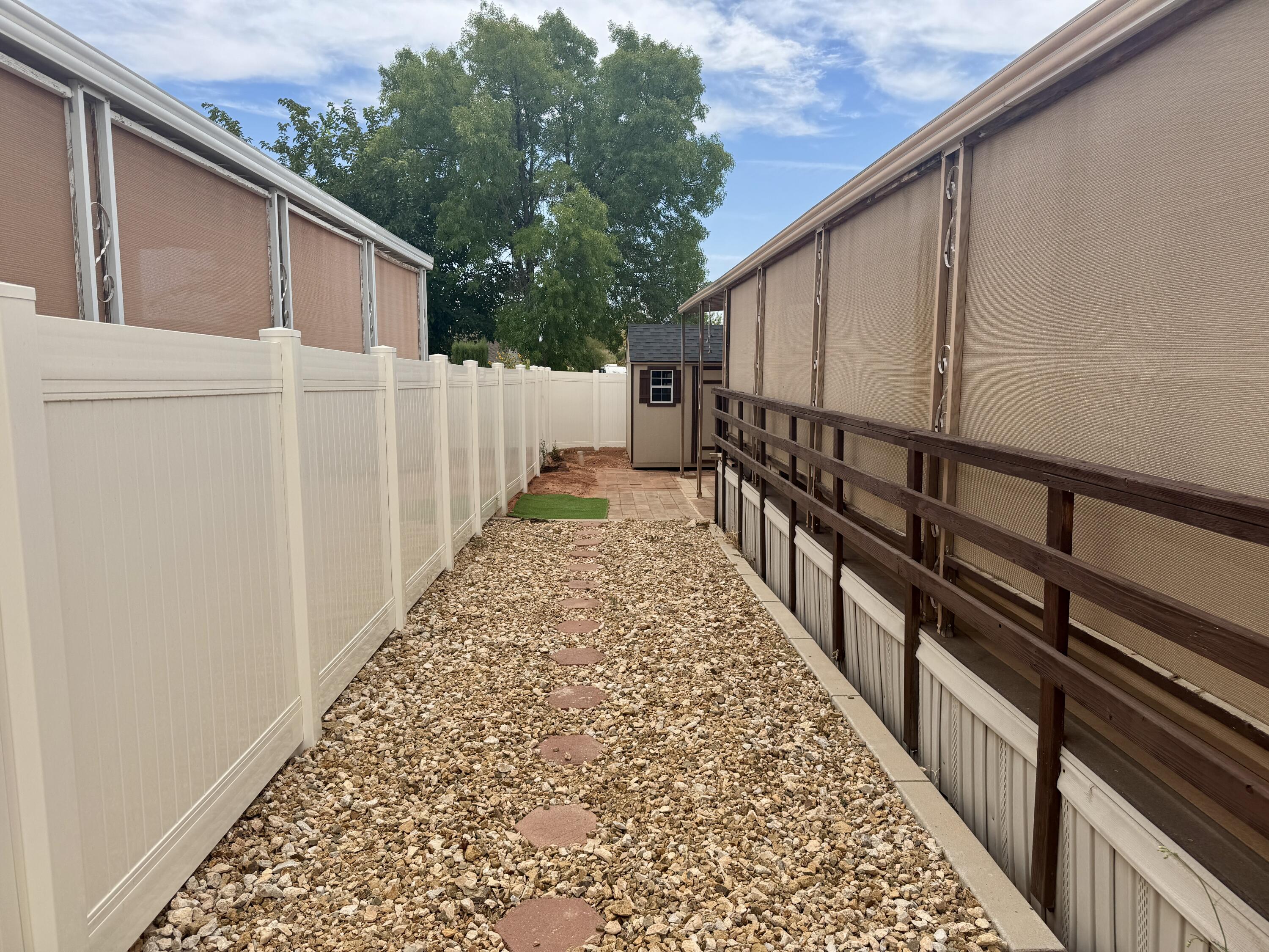 ST GEORGE TOWNSITE - Residential