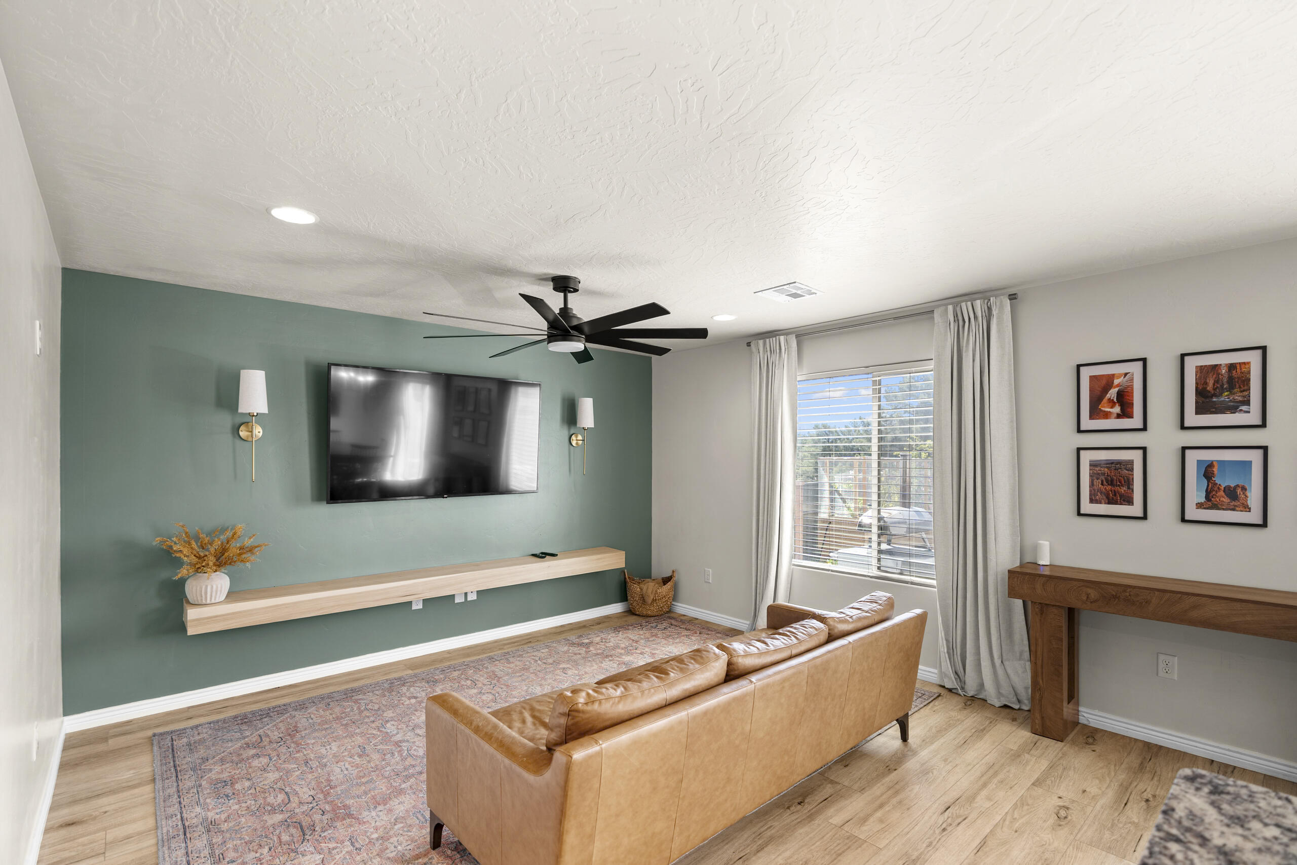 FOSSIL HILLS TH - Residential