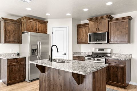 Tiny photo for 3270 S Relic Ridge DR, Washington, UT 84780 (MLS # 26-271922)