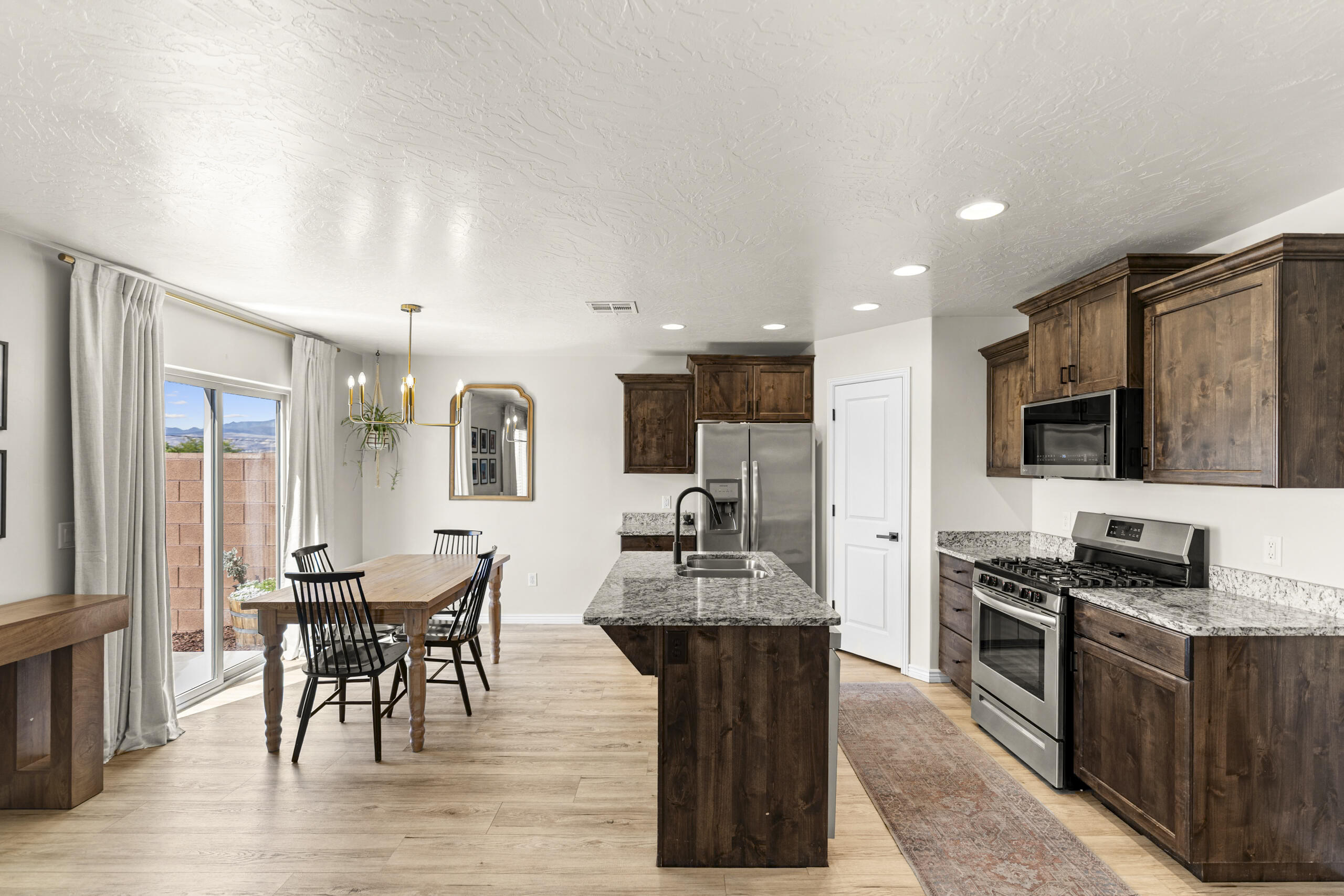 FOSSIL HILLS TH - Residential