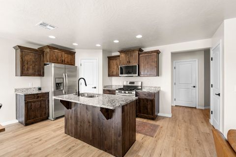Tiny photo for 3270 S Relic Ridge DR, Washington, UT 84780 (MLS # 26-271922)