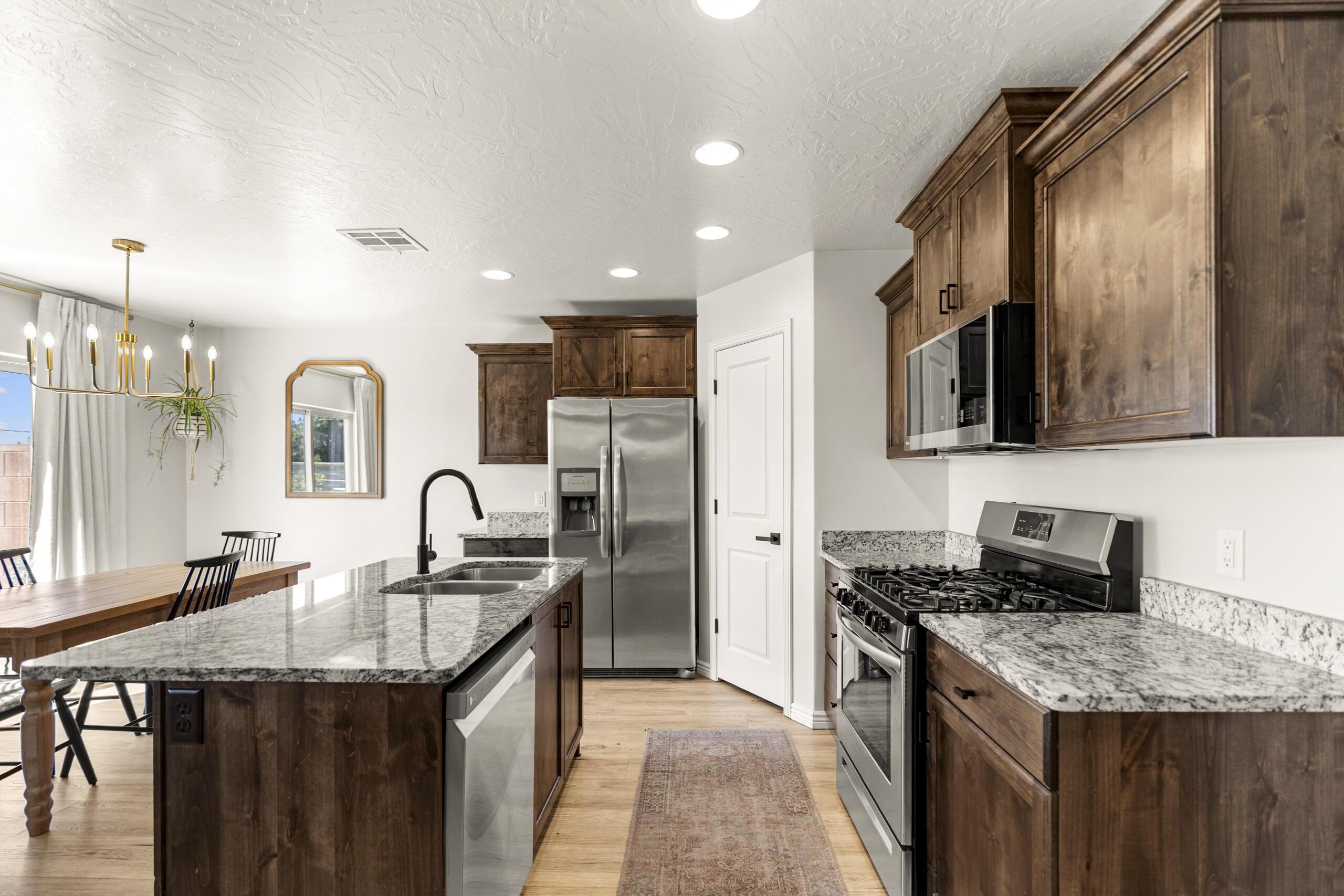 FOSSIL HILLS TH - Residential