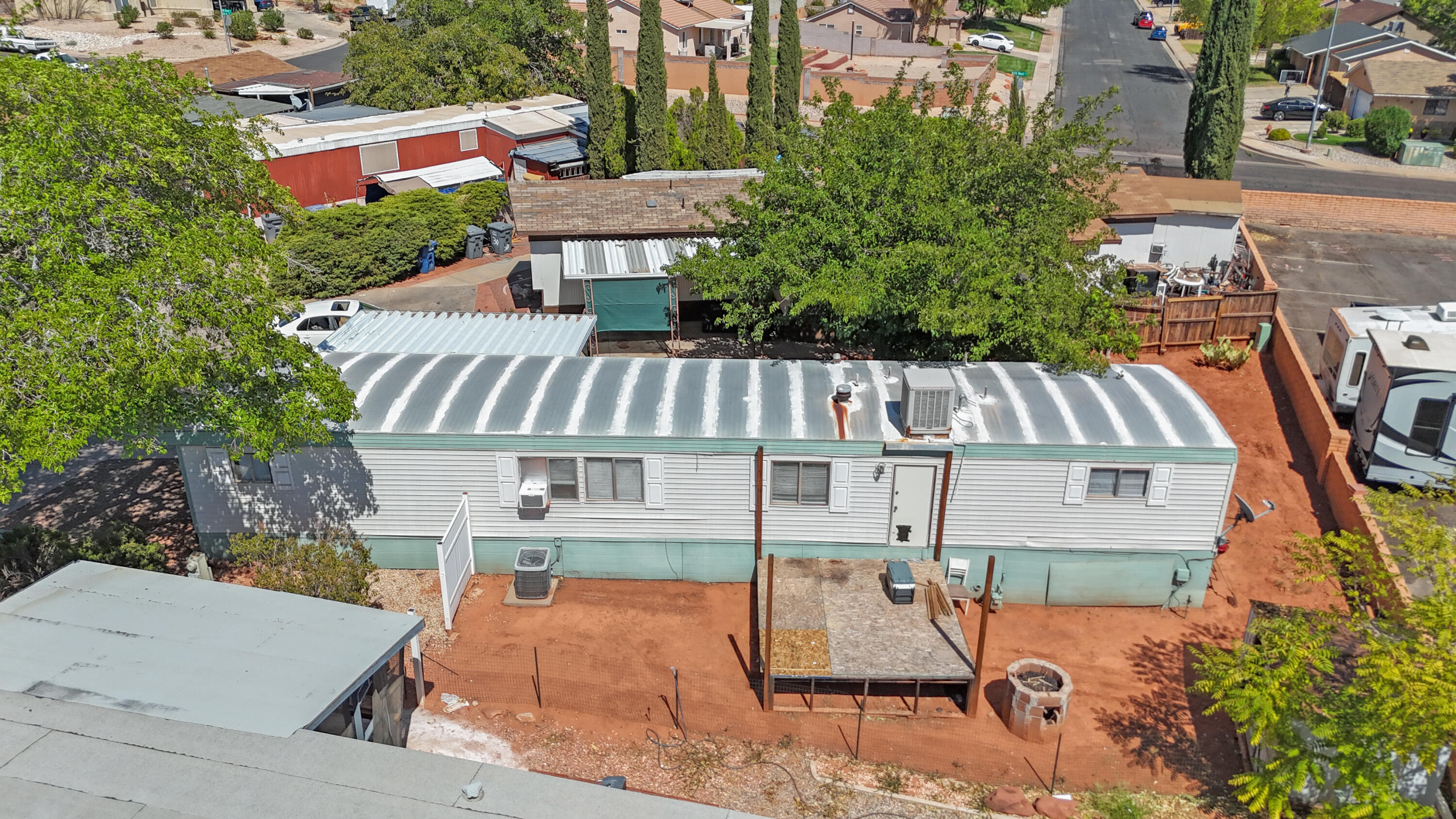 ST GEORGE TOWNSITE - Residential