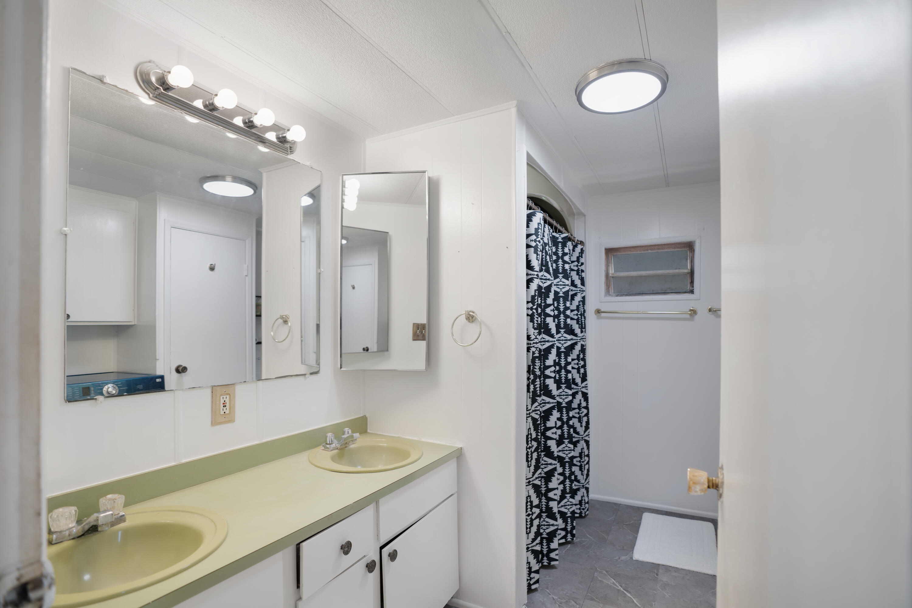 ST GEORGE TOWNSITE - Residential