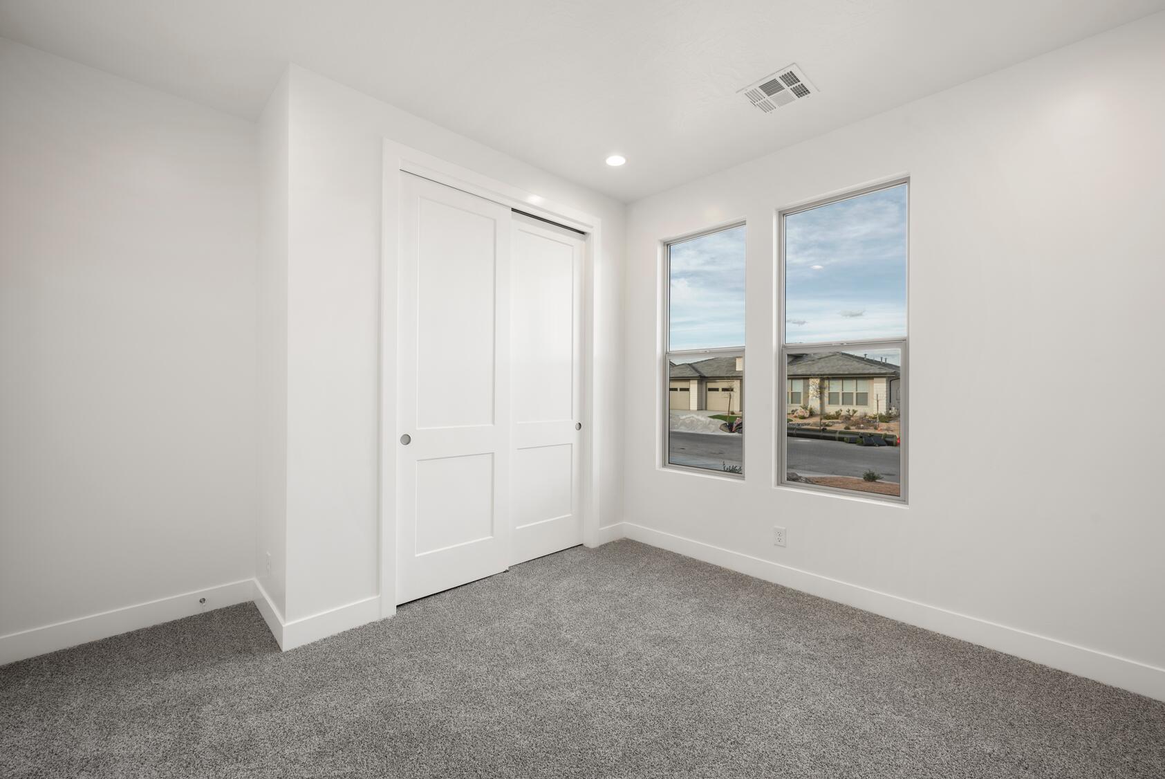 SOLIS AT CORAL CANYON - Residential