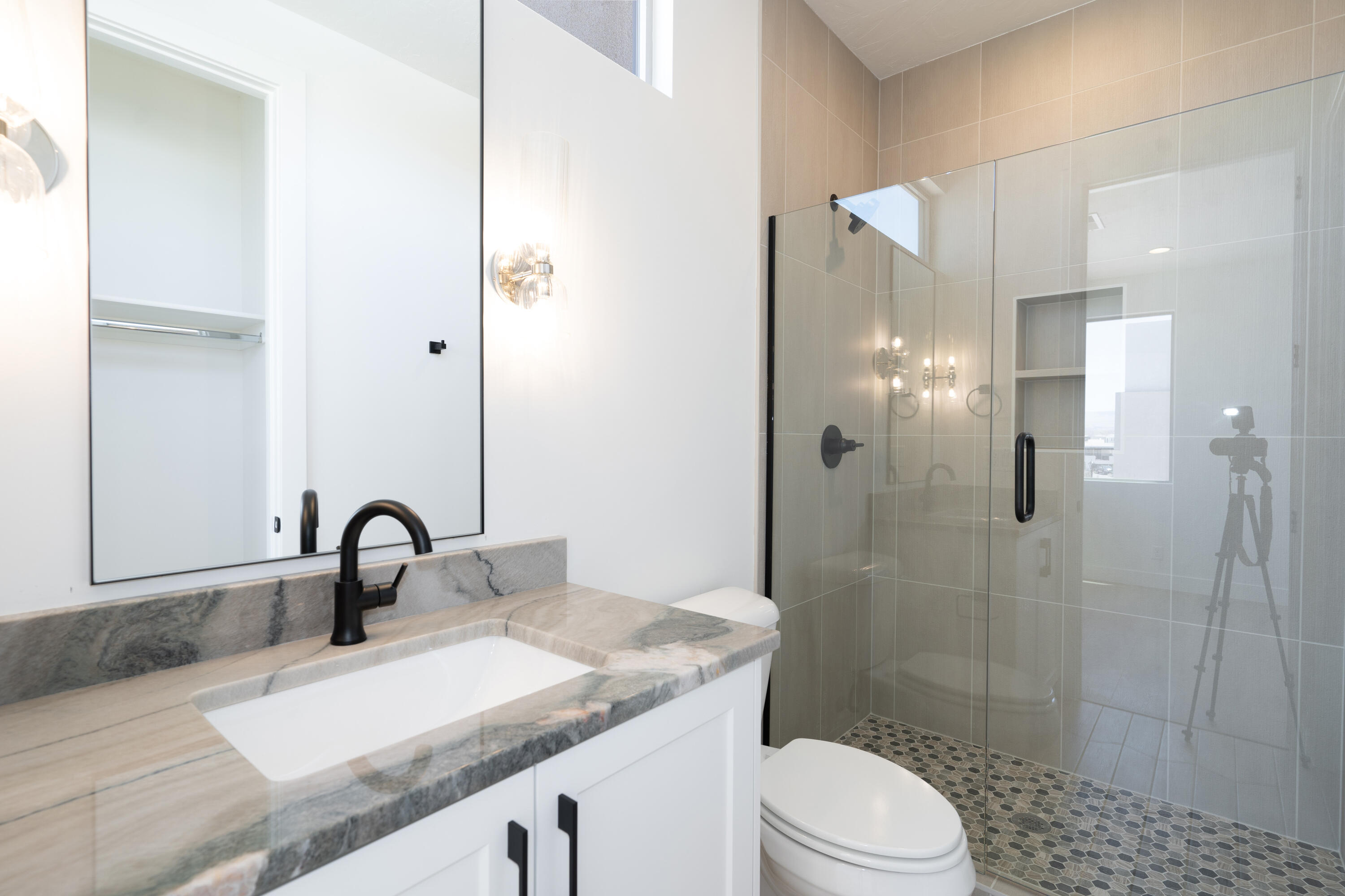 ATKINVILLE TOWNHOMES AT DESERT COLOR - Residential