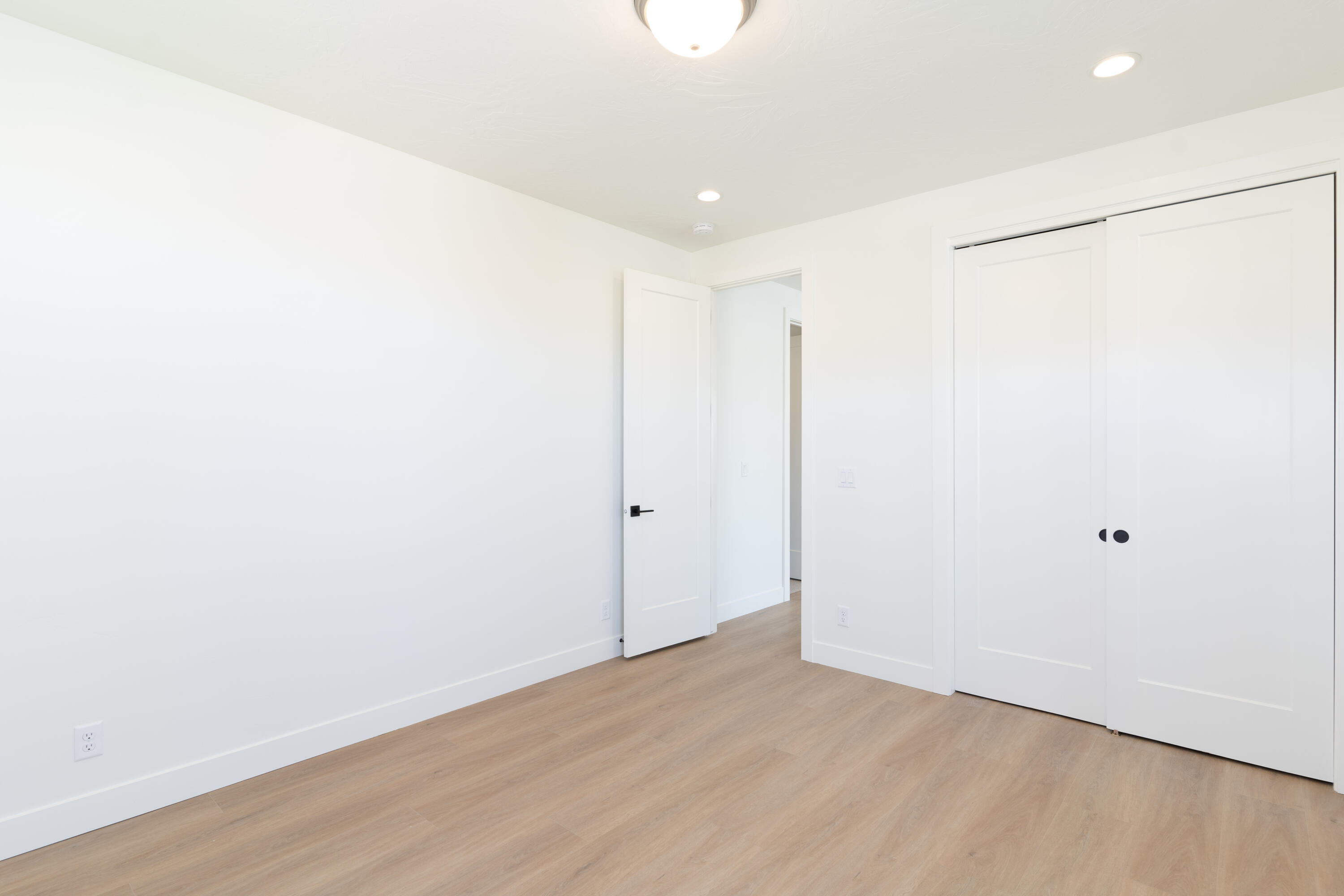 ATKINVILLE TOWNHOMES AT DESERT COLOR - Residential