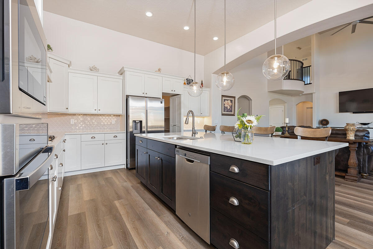 SHOOTING STAR - Residential