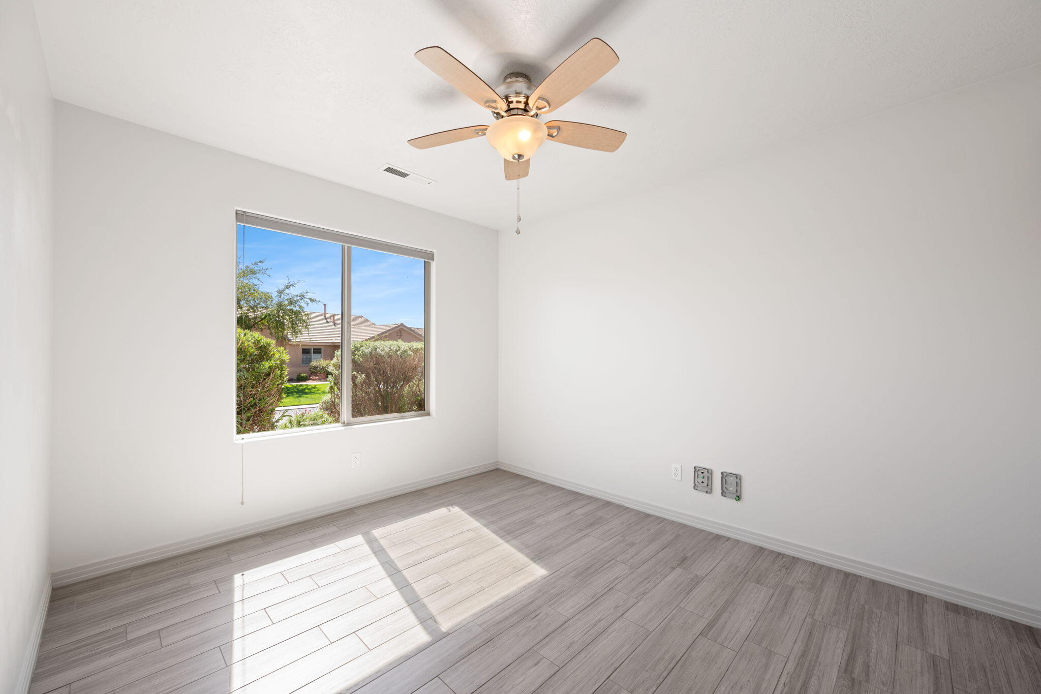 DESERT SANDS AT PAINTED DESERT - Residential