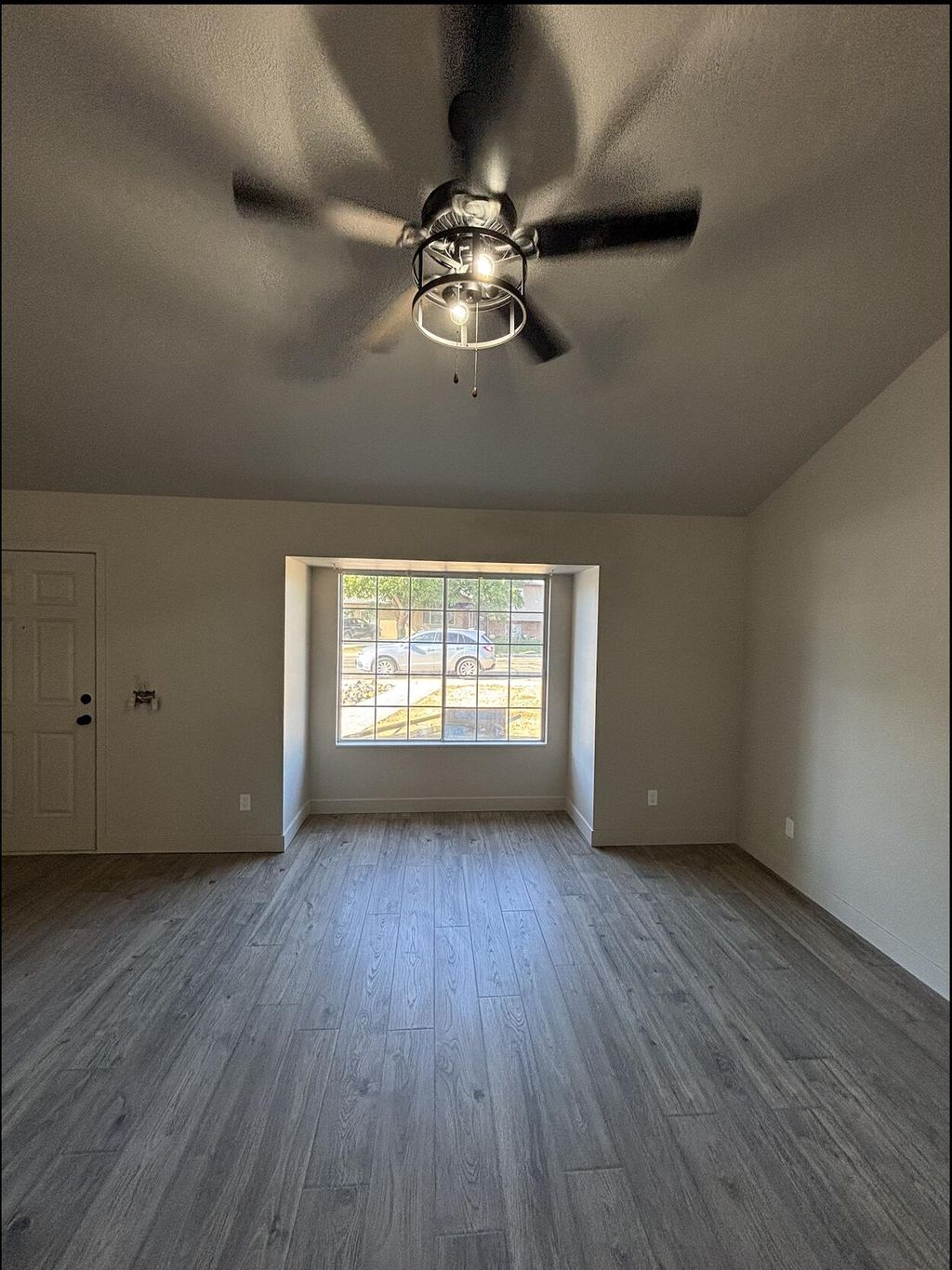 Photo of 1419 W 410 N, Saint George, UT 84770 (MLS # 26-271723)