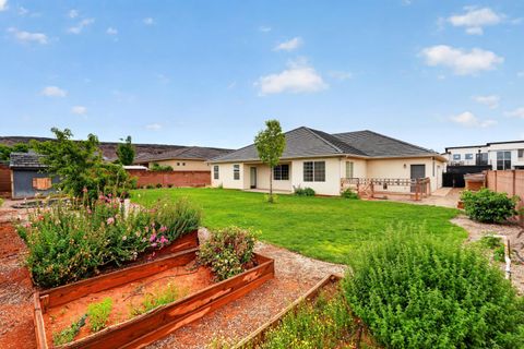 Tiny photo for 3466 W 2490 S, Hurricane, UT 84737 (MLS # 26-271309)