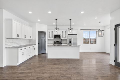 Tiny photo for 3466 W 2490 S, Hurricane, UT 84737 (MLS # 26-271309)