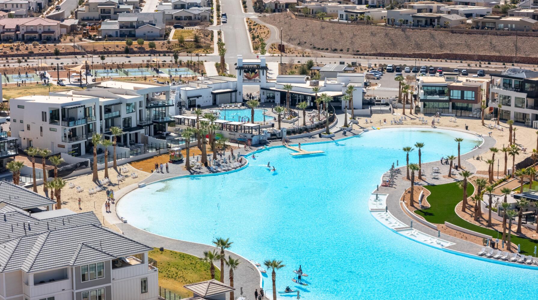 DESERT COLOR ATKINVILLE TOWNHOMES - Residential
