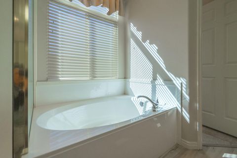 Tiny photo for 4694 S TRANQUILITY BAY DR, Saint George, UT 84790 (MLS # 26-269744)