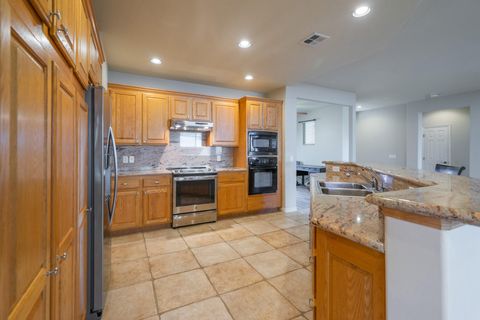 Tiny photo for 4694 S TRANQUILITY BAY DR, Saint George, UT 84790 (MLS # 26-269744)