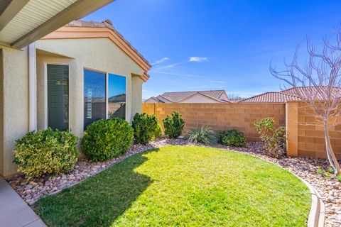 Tiny photo for 4694 S TRANQUILITY BAY DR, Saint George, UT 84790 (MLS # 26-269744)