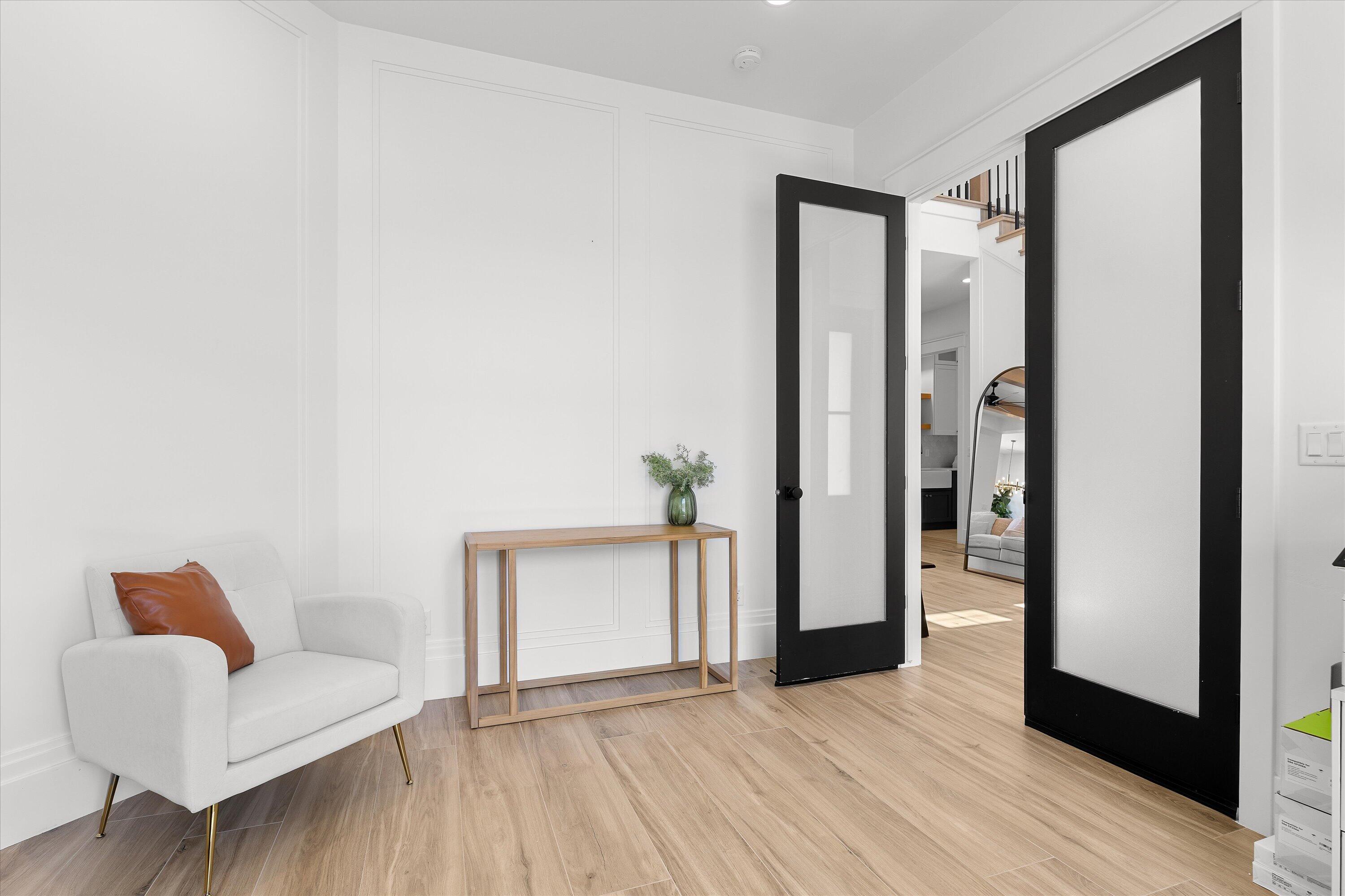 TEAKWOOD - Residential