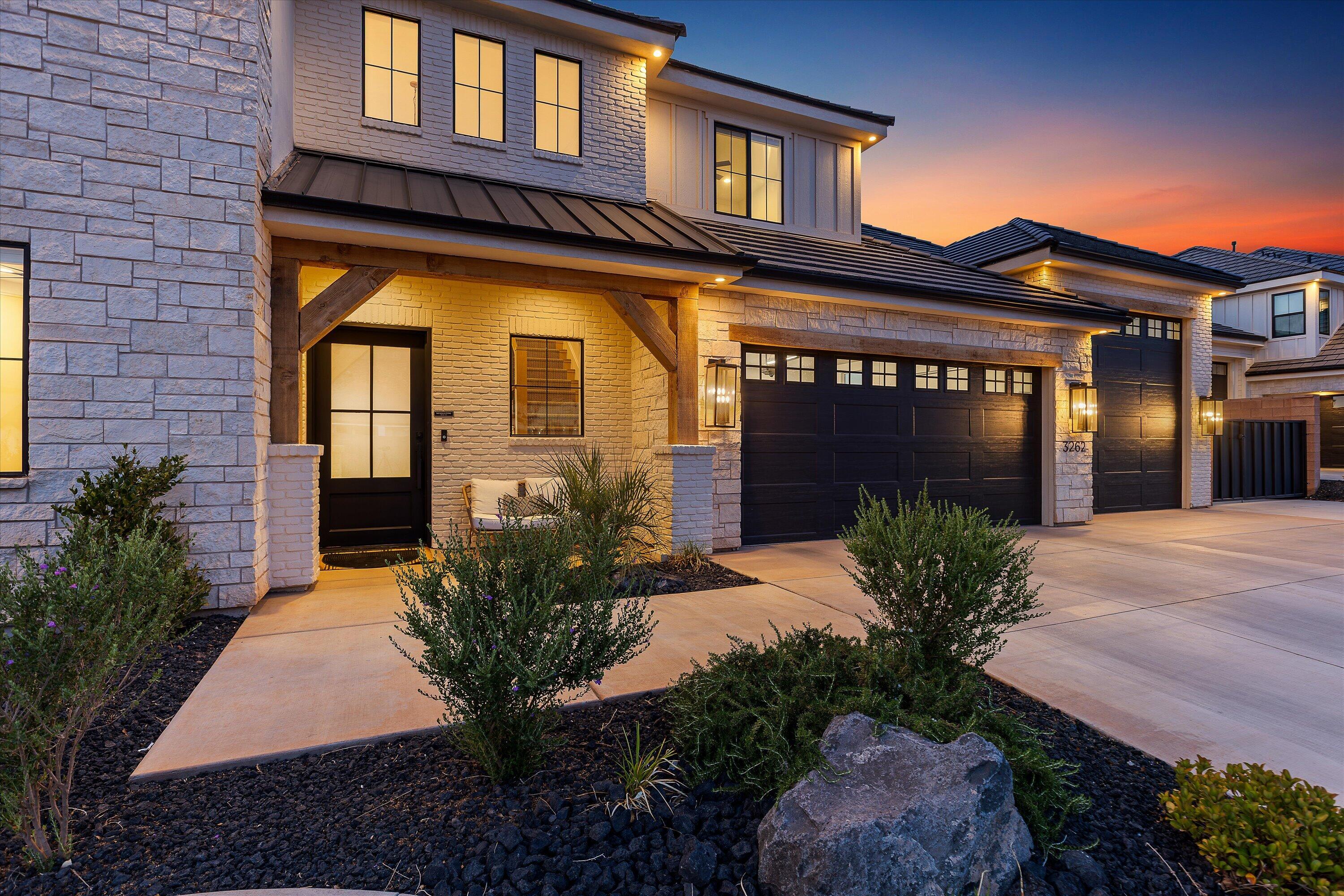 TEAKWOOD - Residential