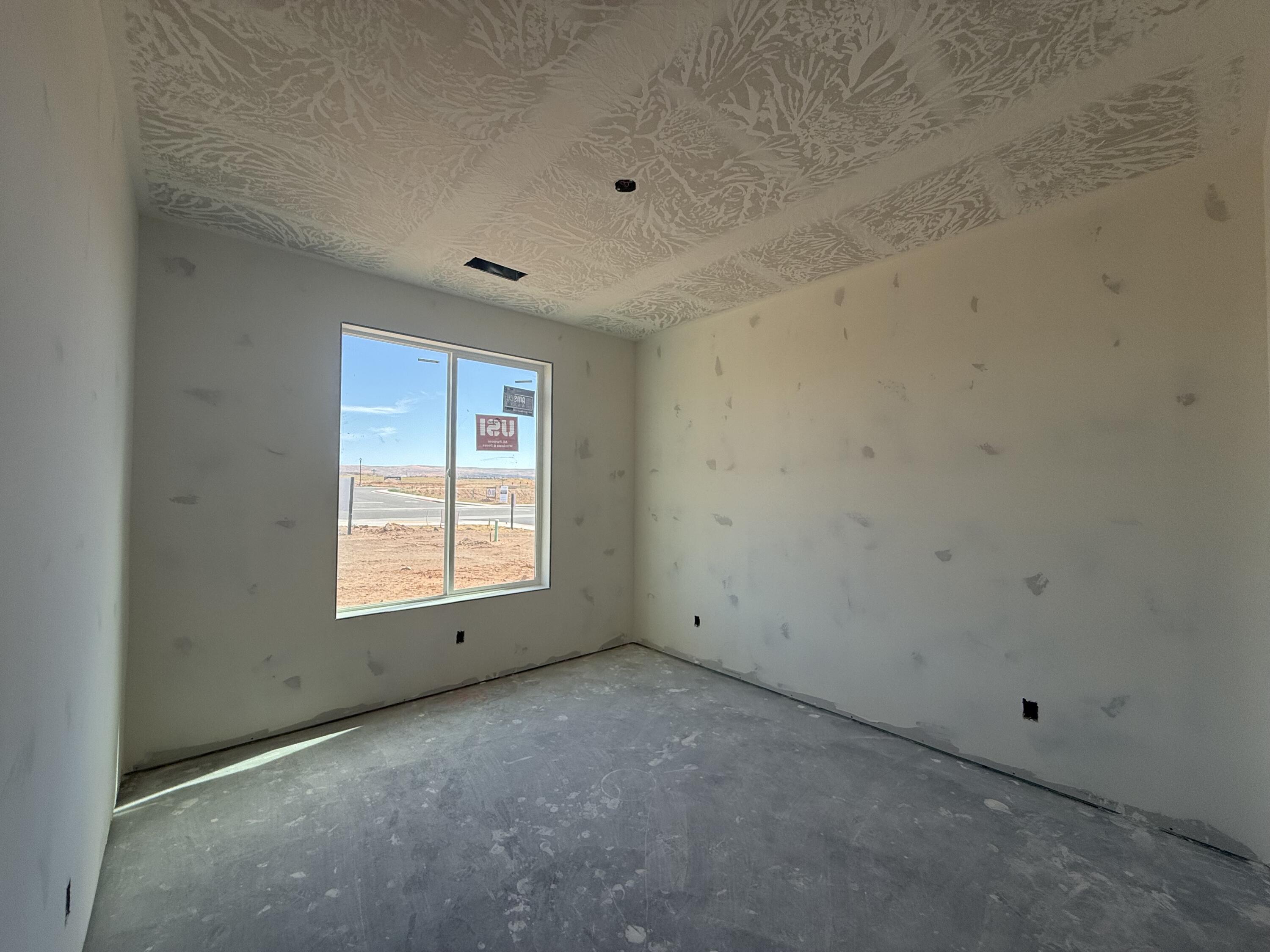 LEGACY AT SAND HOLLOW - Residential