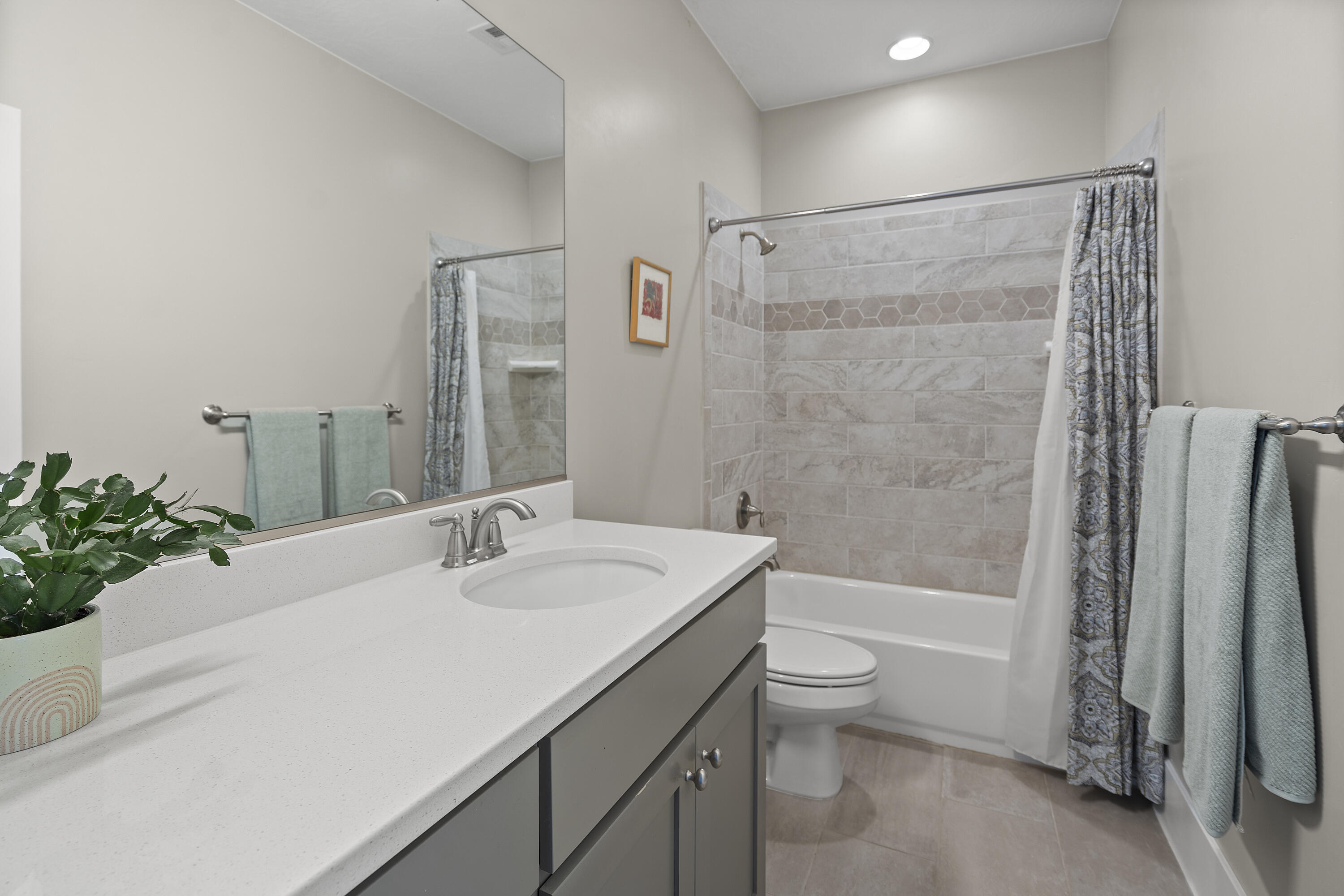TRAIL RIDGE EST - Residential