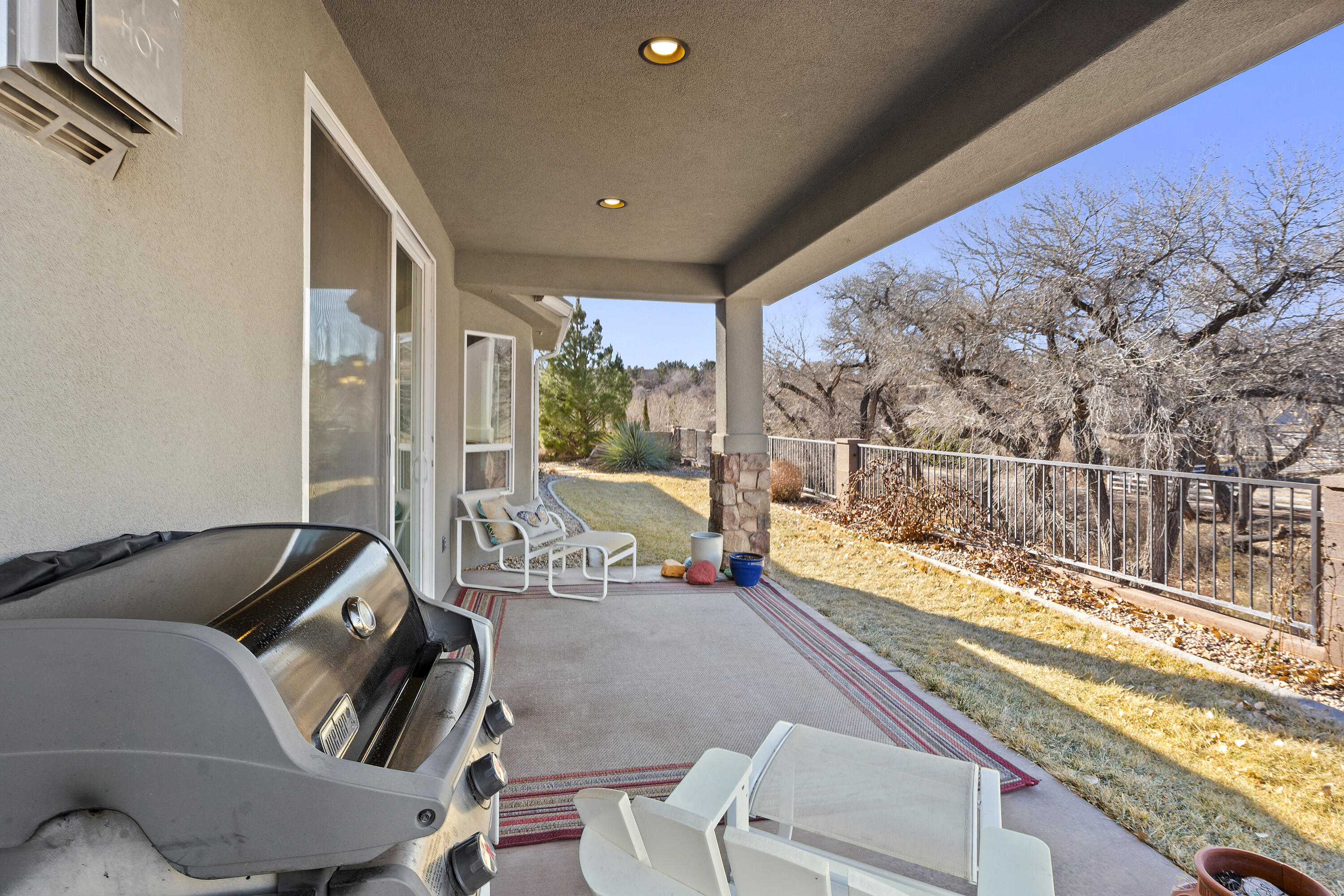 TRAIL RIDGE EST - Residential