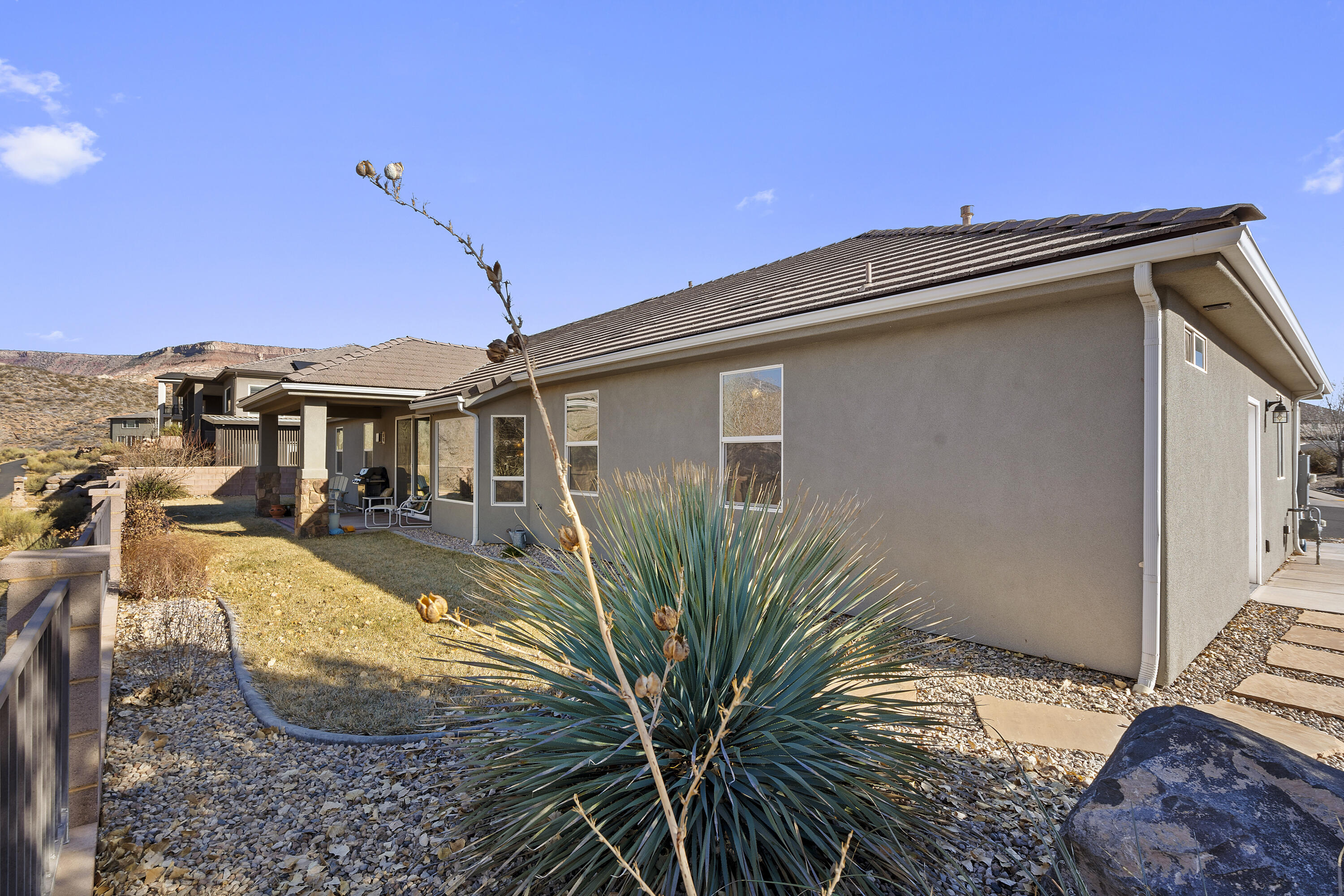 TRAIL RIDGE EST - Residential