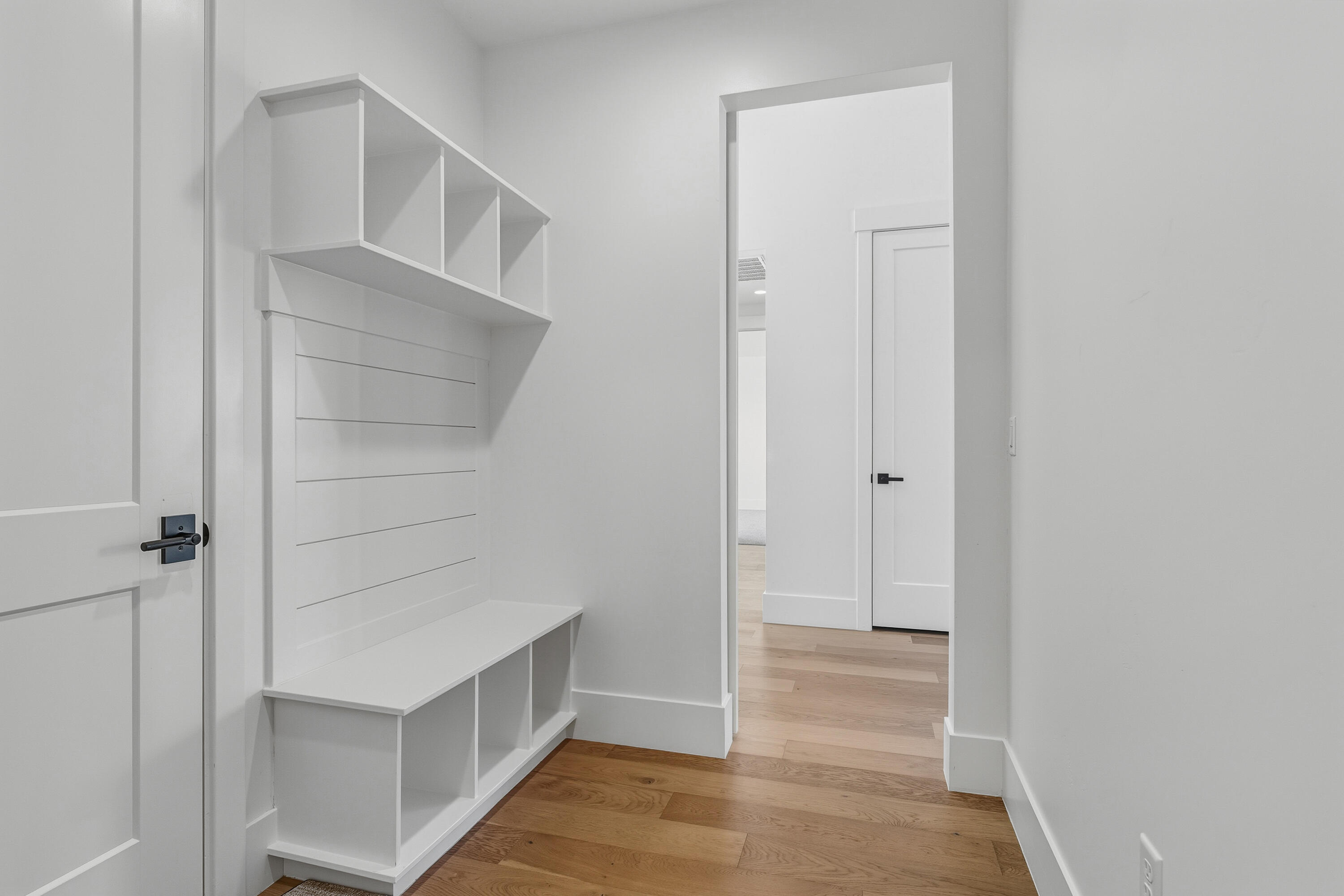 PAINTED SANDS - Residential