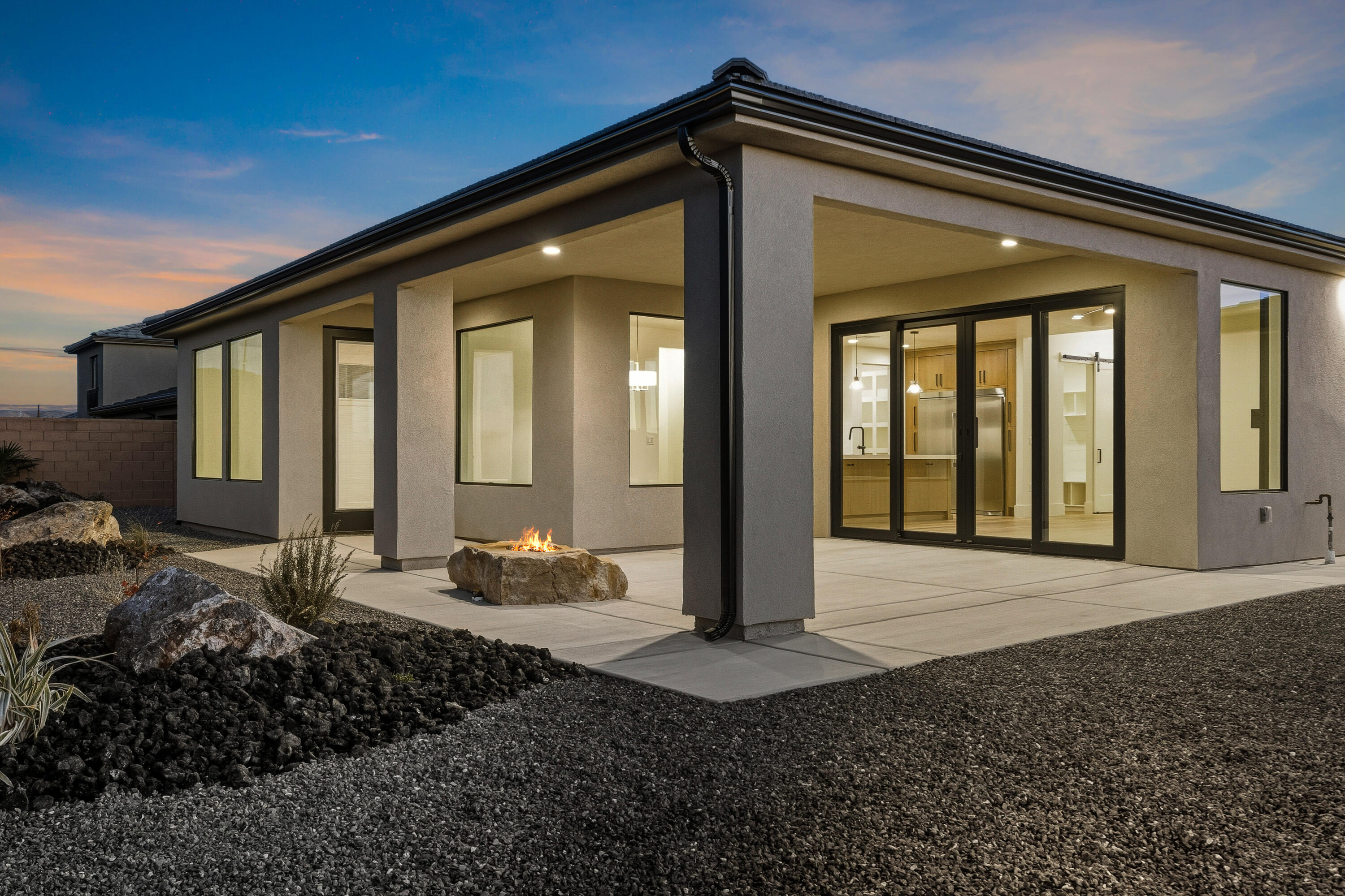 PAINTED SANDS - Residential