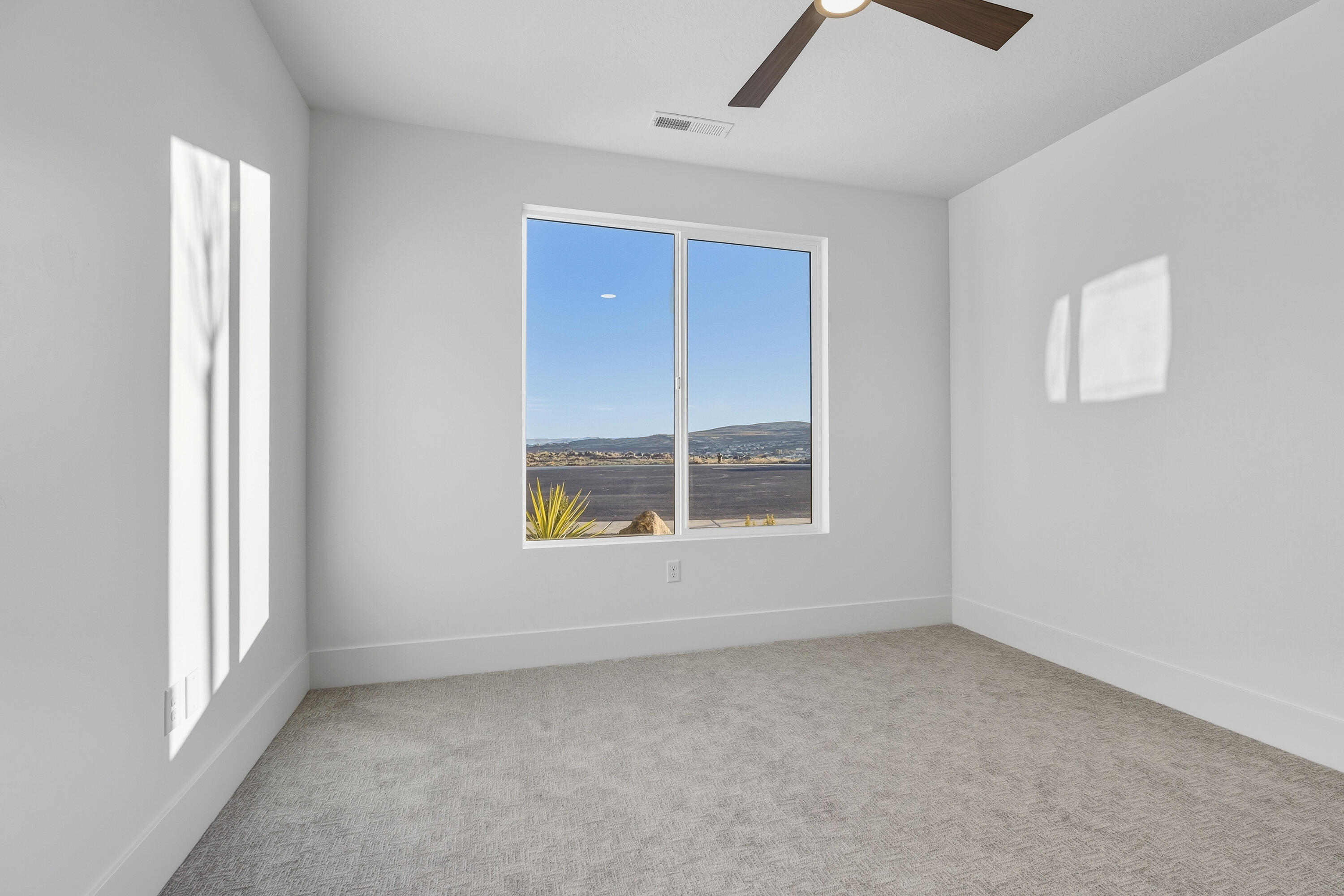 PAINTED SANDS - Residential