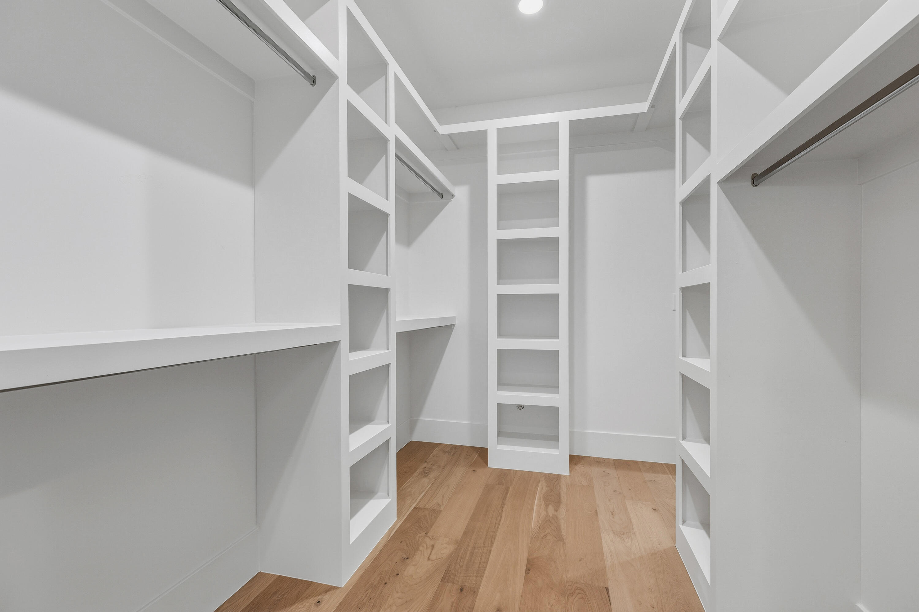 PAINTED SANDS - Residential