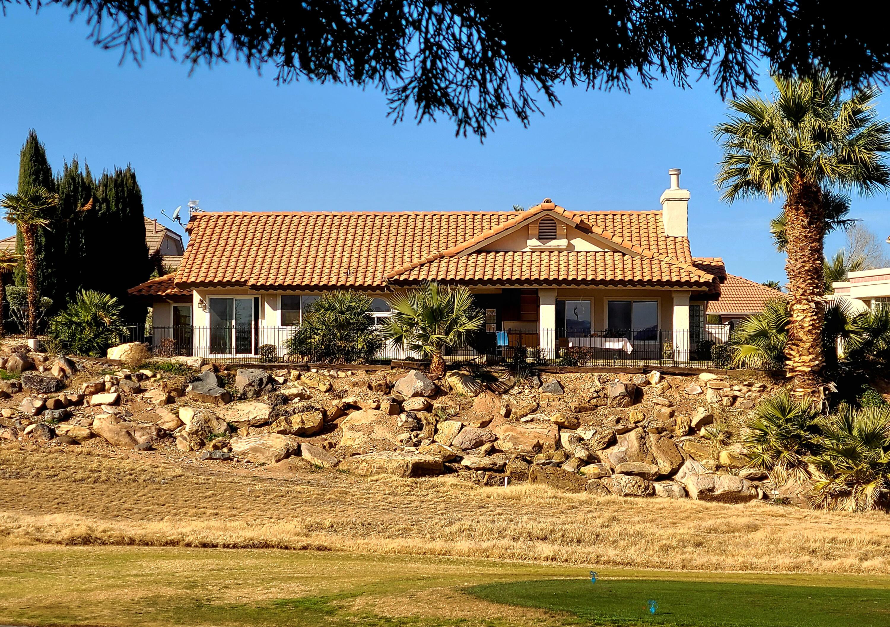 FAIRWAY HILLS - Residential