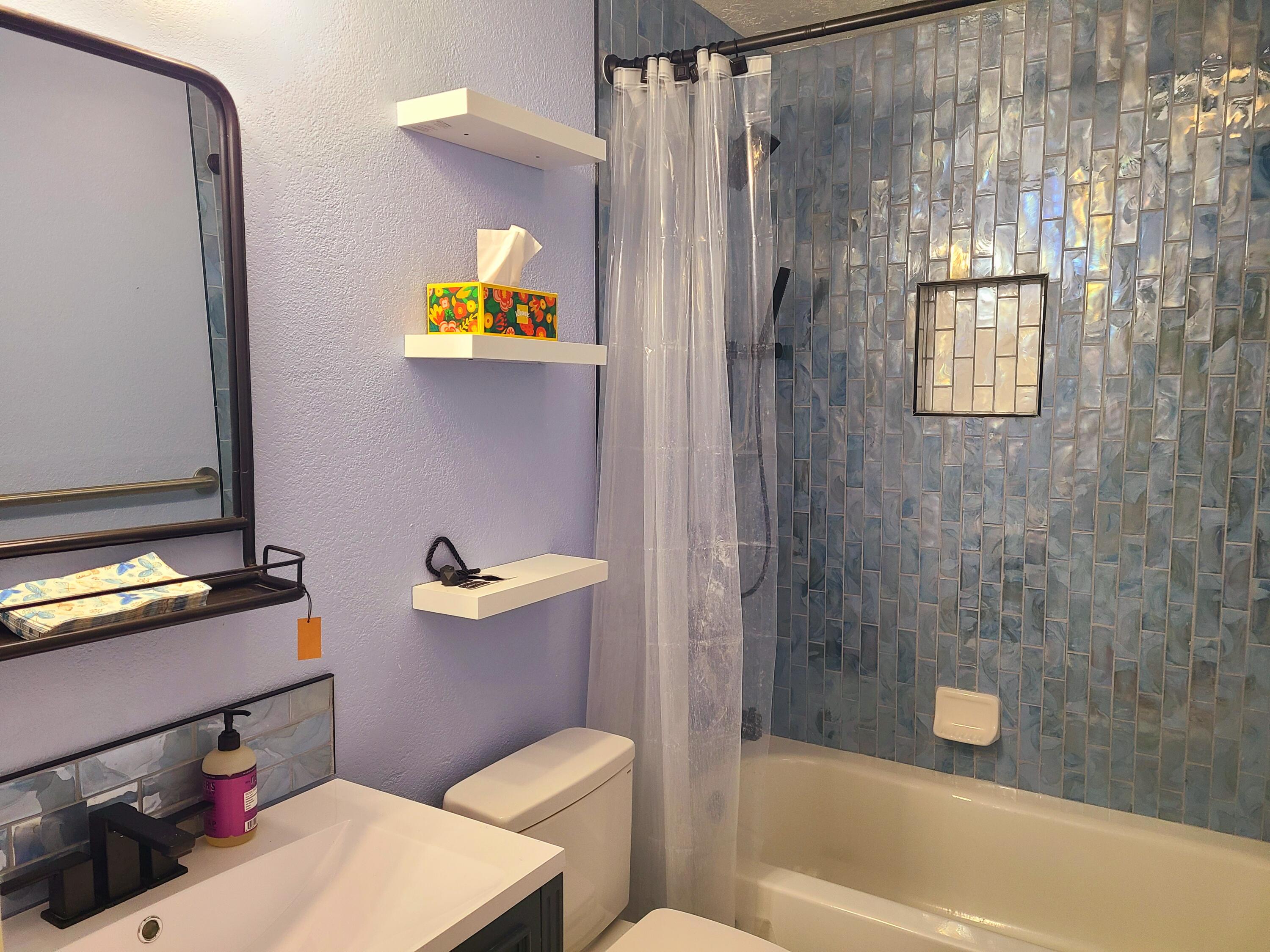 FAIRWAY HILLS - Residential