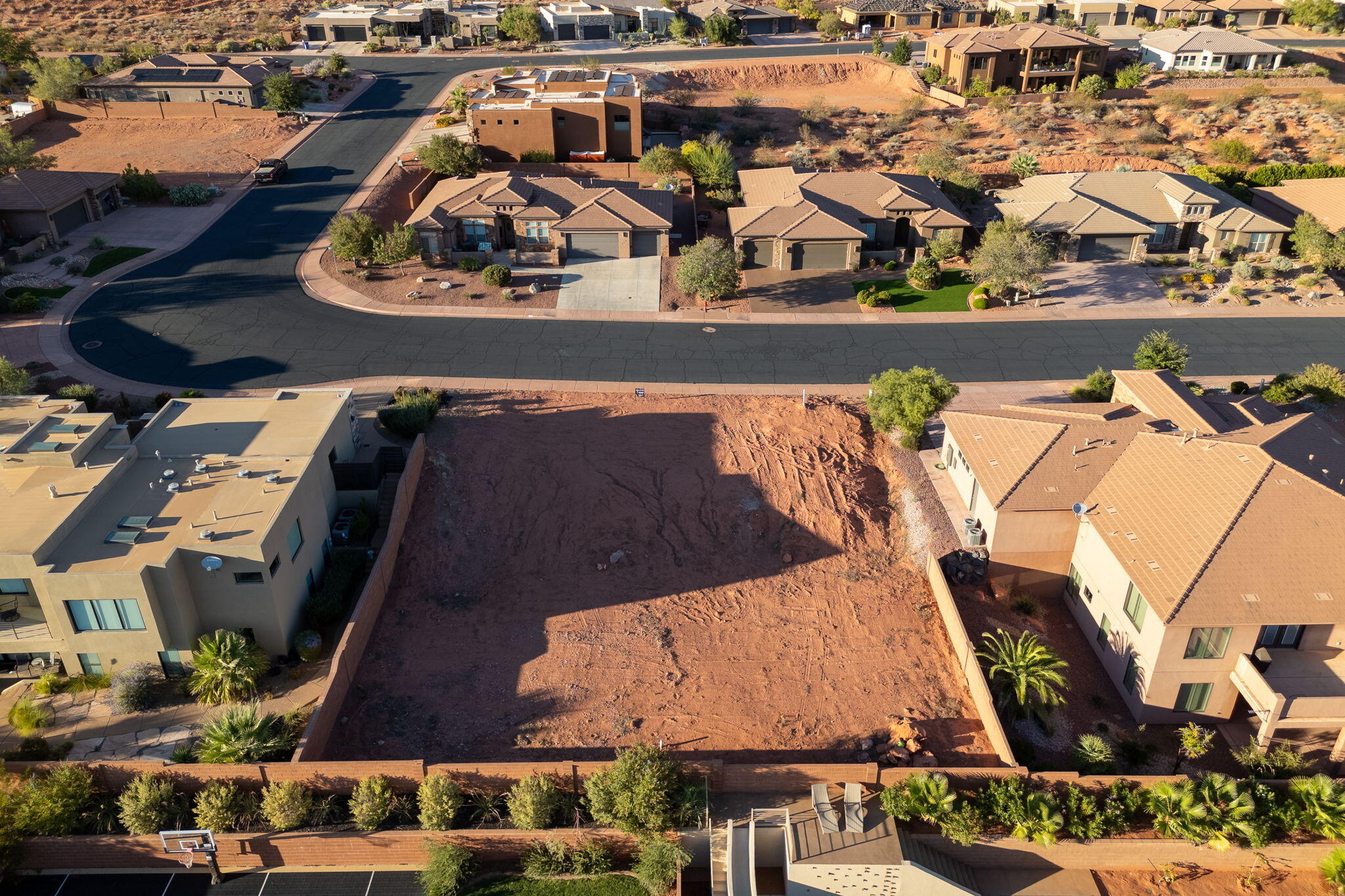 RED MOUNTAIN ESTATES - Land