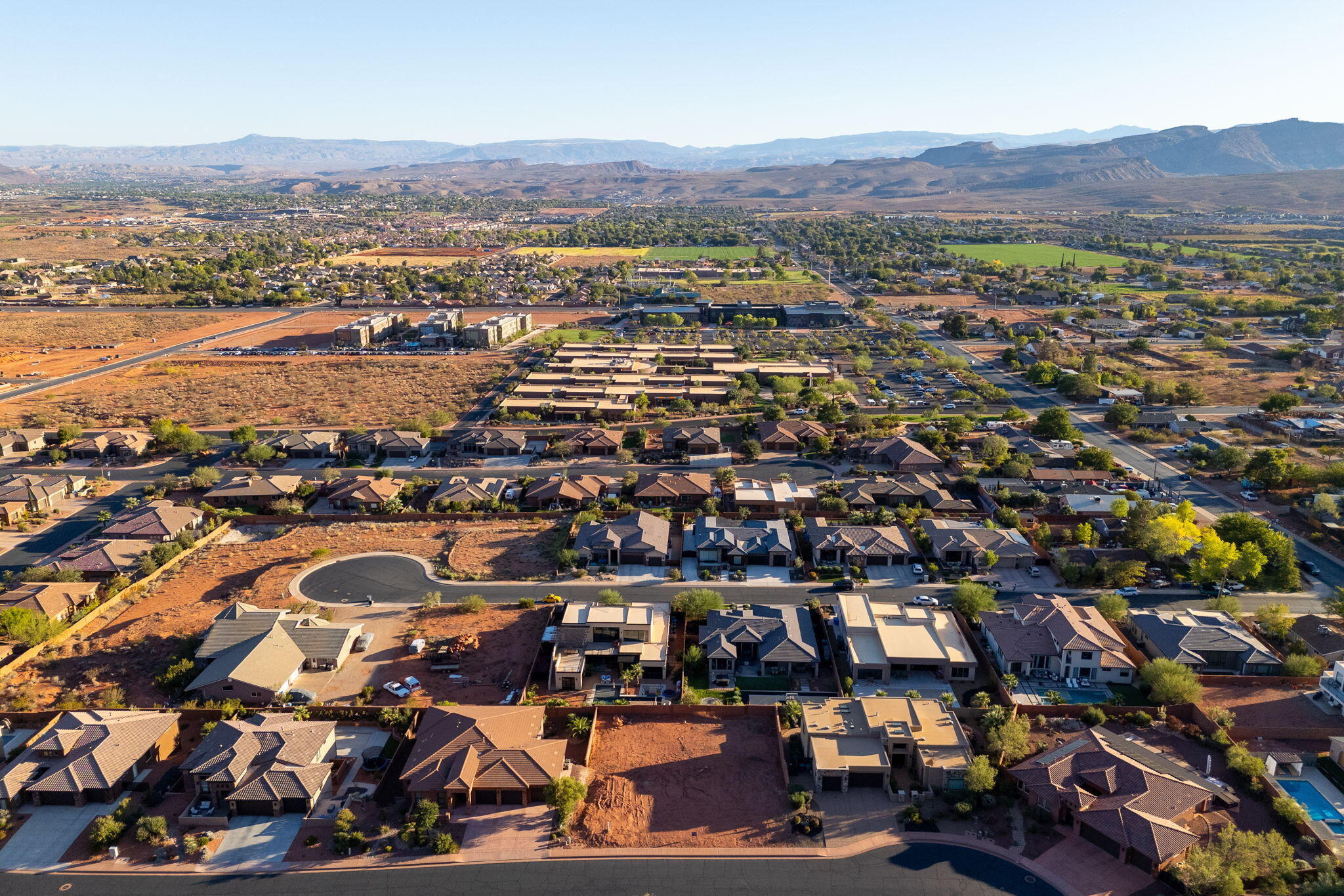 RED MOUNTAIN ESTATES - Land