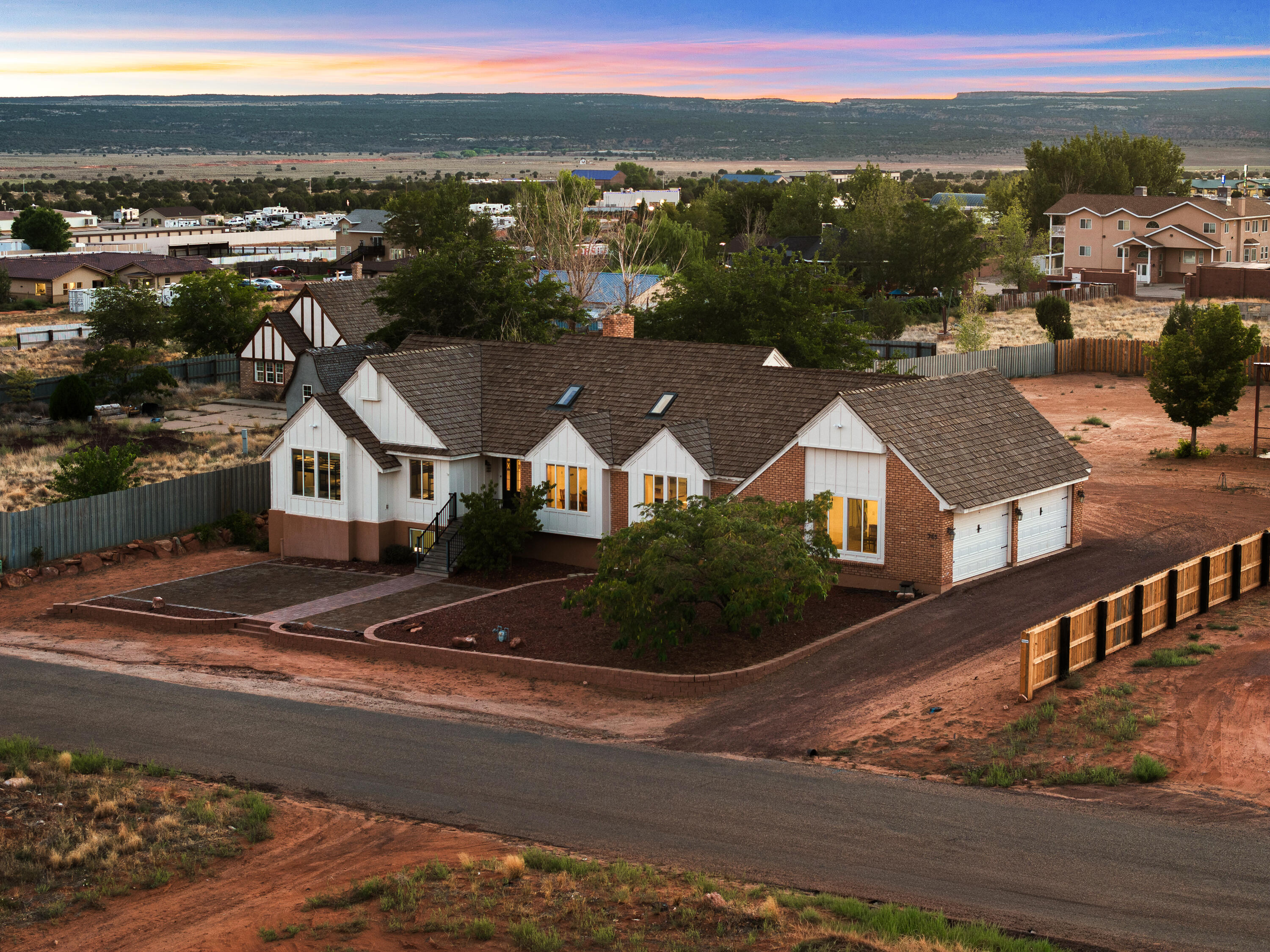 SHORT CREEK - Residential