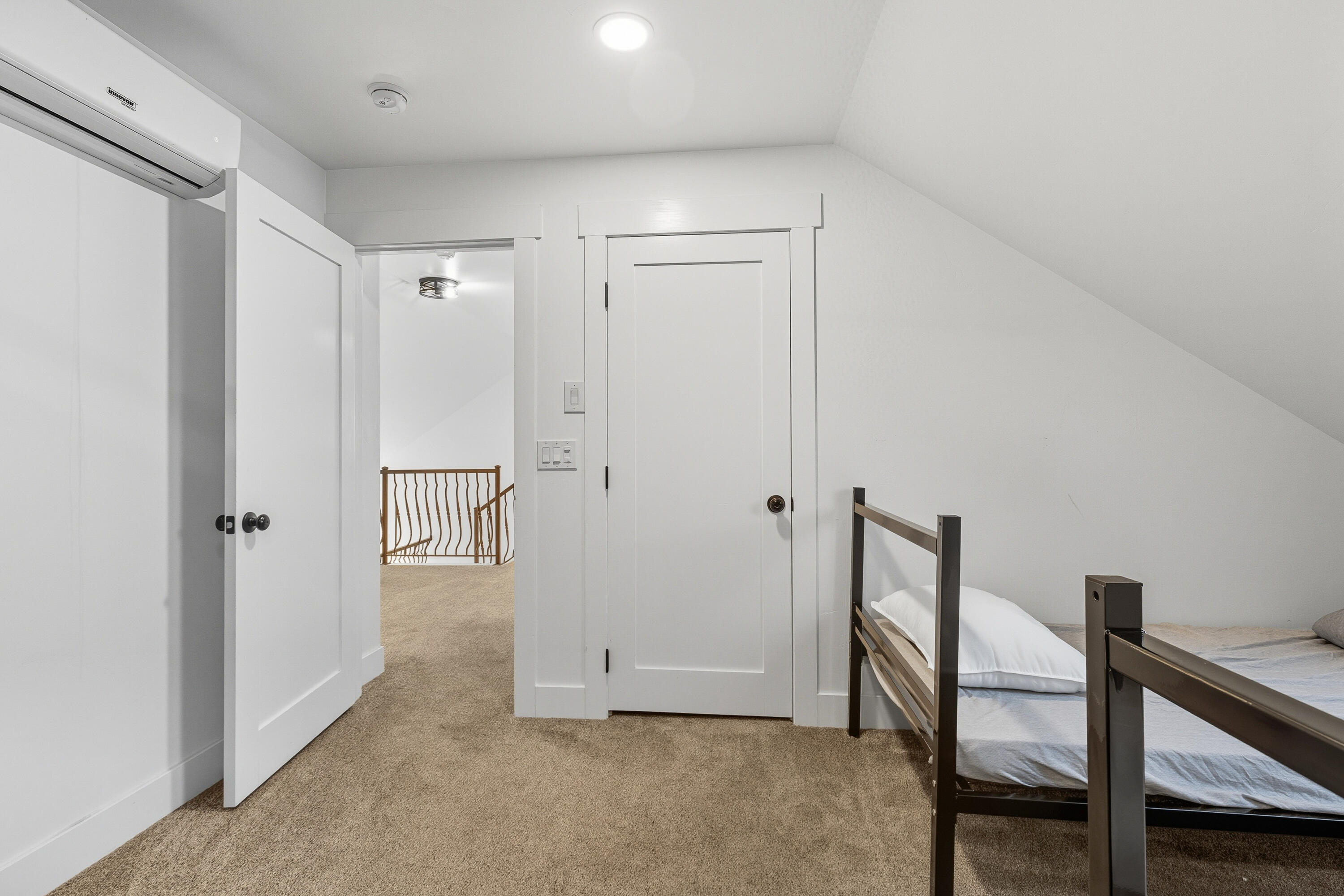 SHORT CREEK - Residential