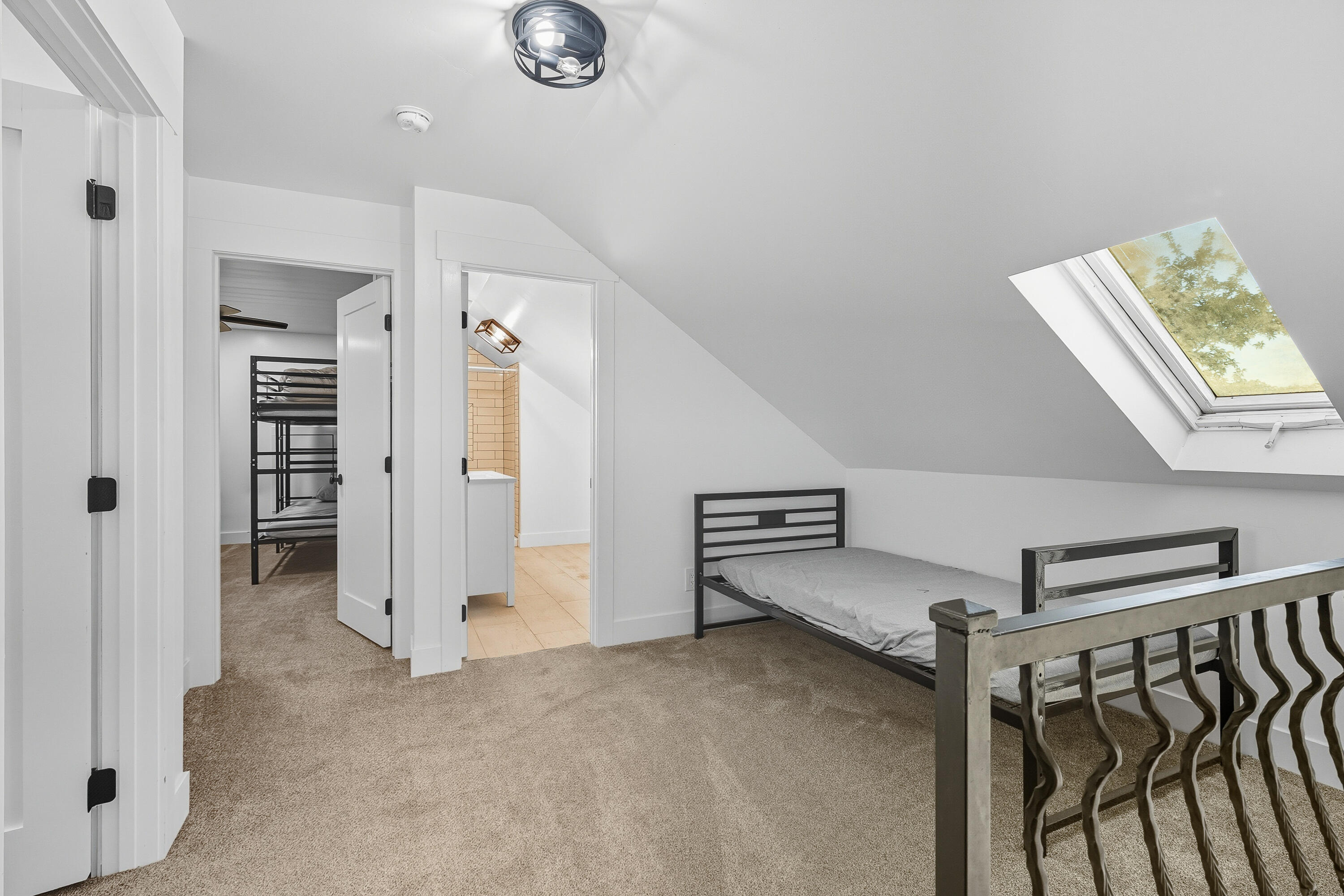 SHORT CREEK - Residential