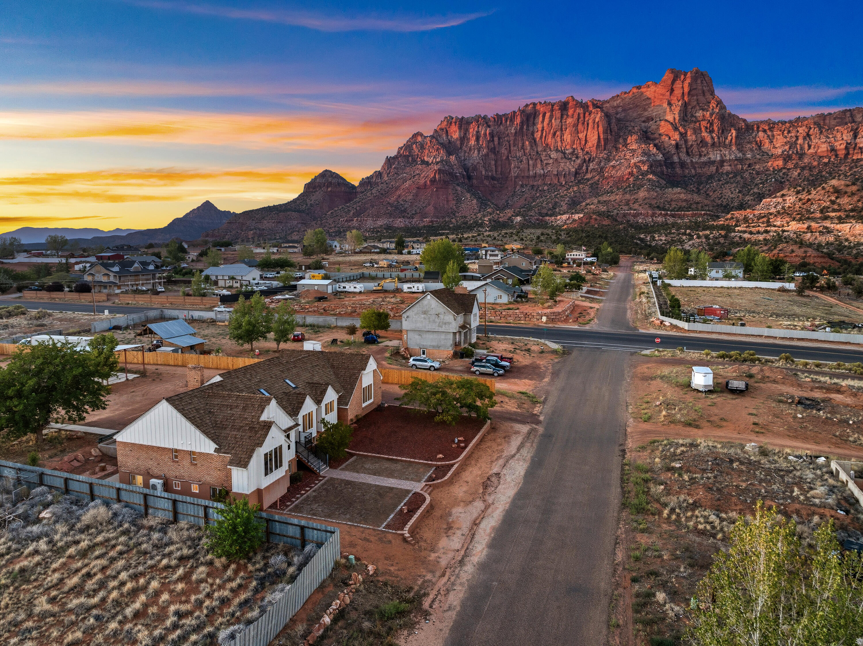 SHORT CREEK - Residential