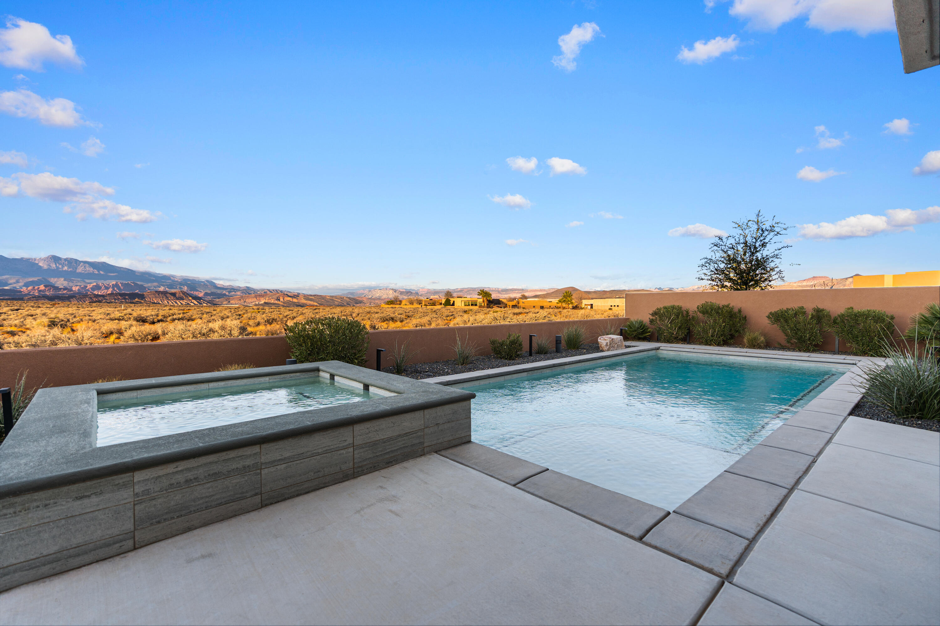 DUNES AT SAND HOLLOW RESORT - Residential