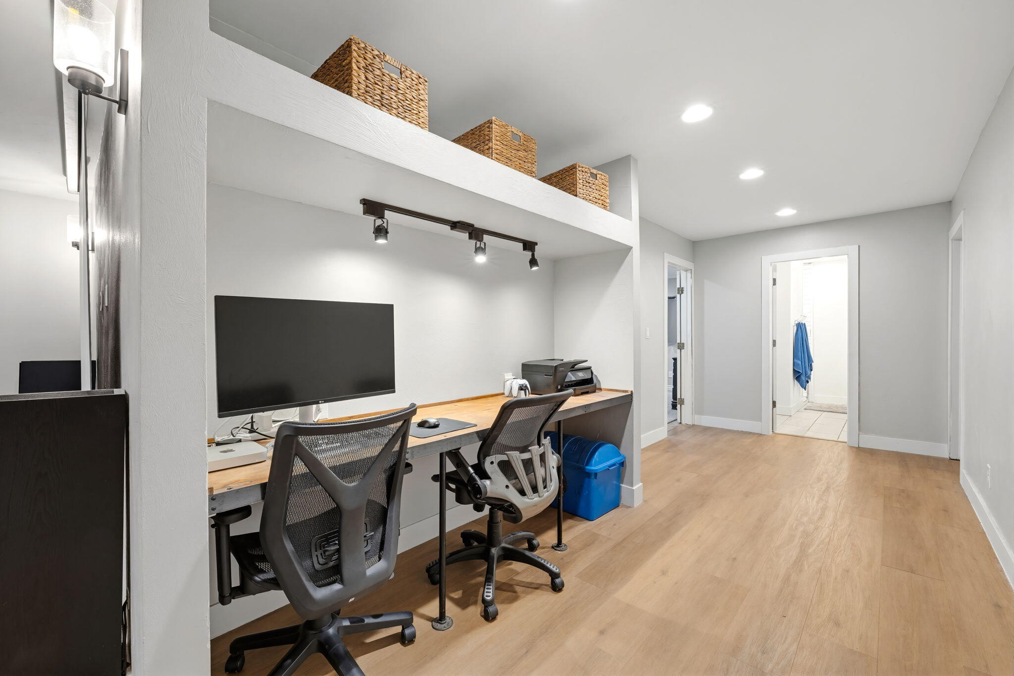 PARADISE ESTATES - Residential