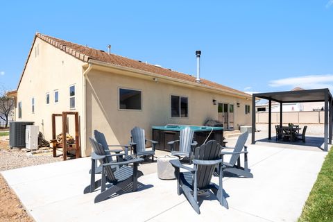 Tiny photo for 7776 N WAGON RD, Saint George, UT 84770 (MLS # 26-271277)