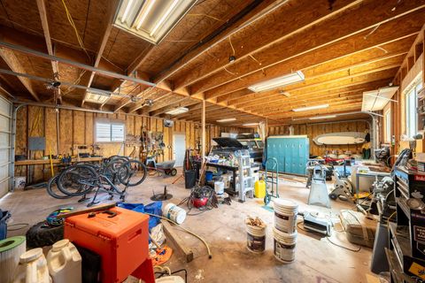 Tiny photo for 7776 N WAGON RD, Saint George, UT 84770 (MLS # 26-271277)