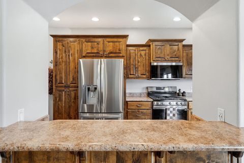 Tiny photo for 7776 N WAGON RD, Saint George, UT 84770 (MLS # 26-271277)